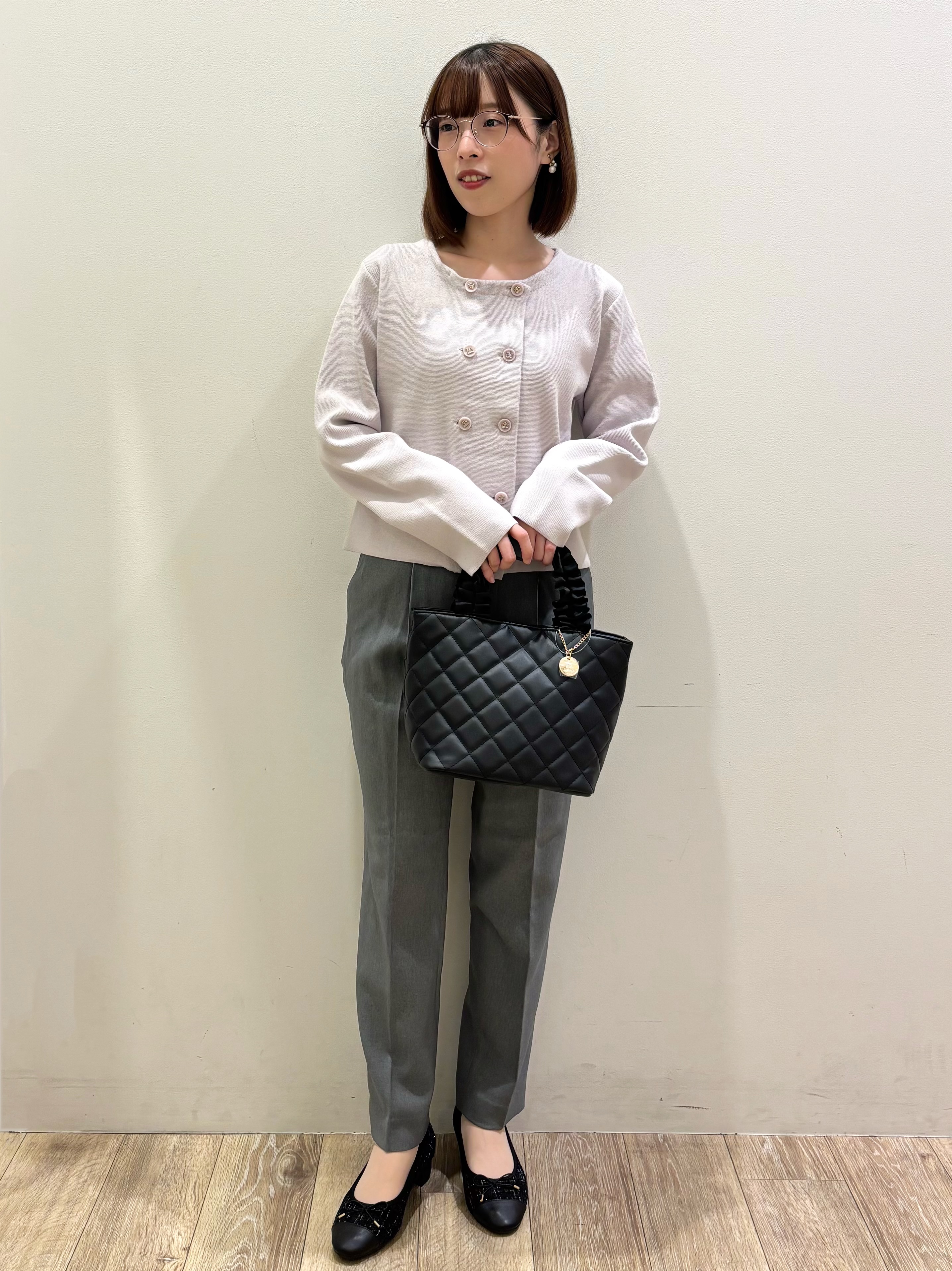 honamiさんの「index｜【2WAYで着回せる】レース衿ショートカーディガン《洗濯機OK》」を使ったコーディネート