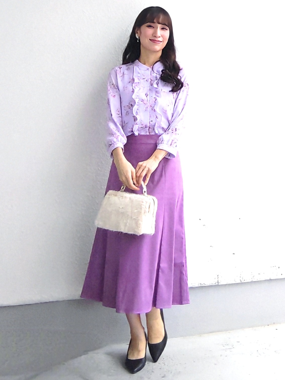 keinaさんの「SunaUna｜【手洗い可／日本製】花柄フリルブラウス」を使ったコーディネート
