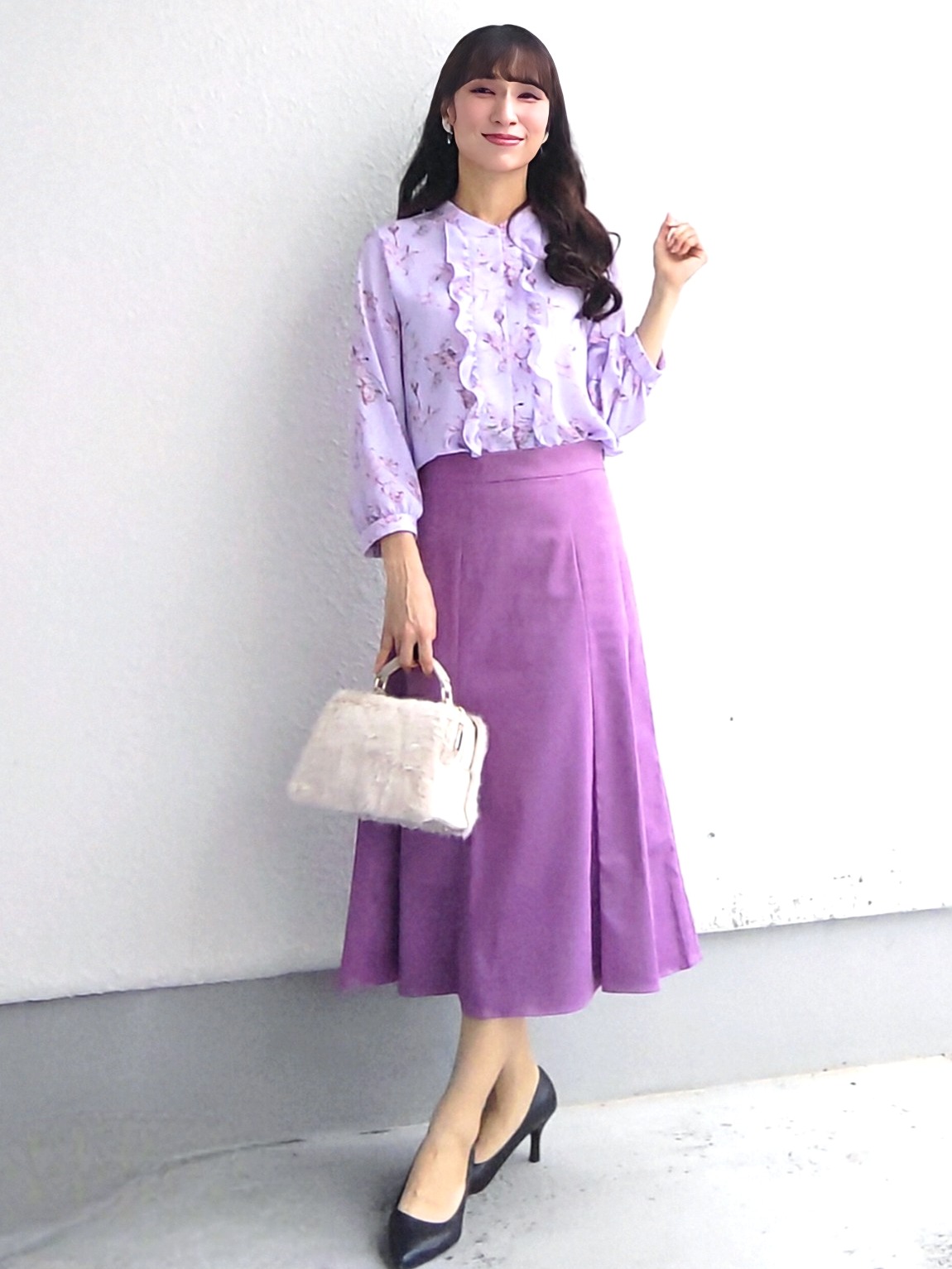 keinaさんの「SunaUna｜【手洗い可／日本製】花柄フリルブラウス」を使ったコーディネート