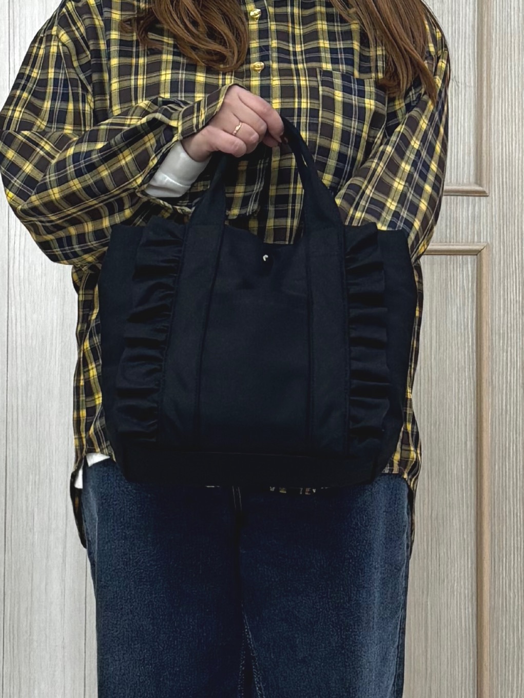 AMI55さんの「SHOO･LA･RUE｜【洗濯後しわになりにくい/S-LL】気分で選ぶ 大人のデイリー使いに ベーシックシャツ」を使ったコーディネート