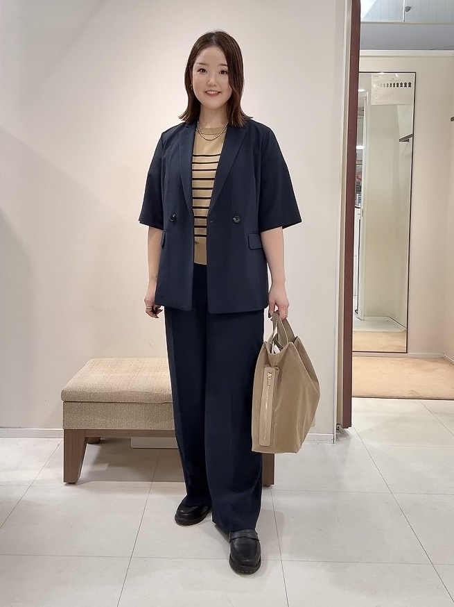 YUIさんの「UNTITLED｜【秋の通勤羽織/セットアップ可/UVカット】エアリークール半袖ジャケット」を使ったコーディネート