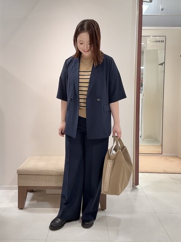 YUIさんの「UNTITLED｜【秋の通勤羽織/セットアップ可/UVカット】エアリークール半袖ジャケット」を使ったコーディネート