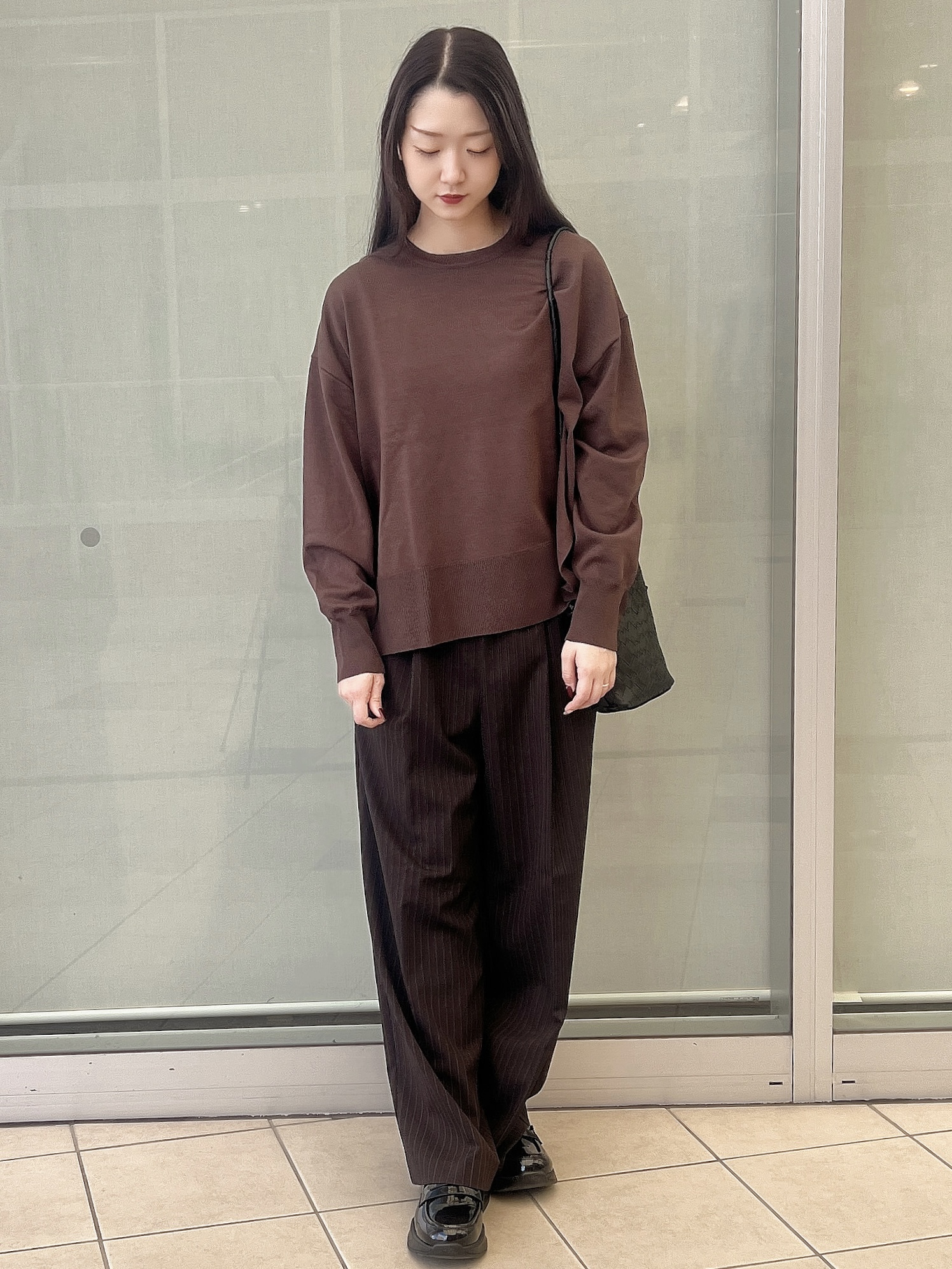 eriさんの「OPAQUE.CLIP｜リラクシークルーニット【洗濯機OK】」を使ったコーディネート