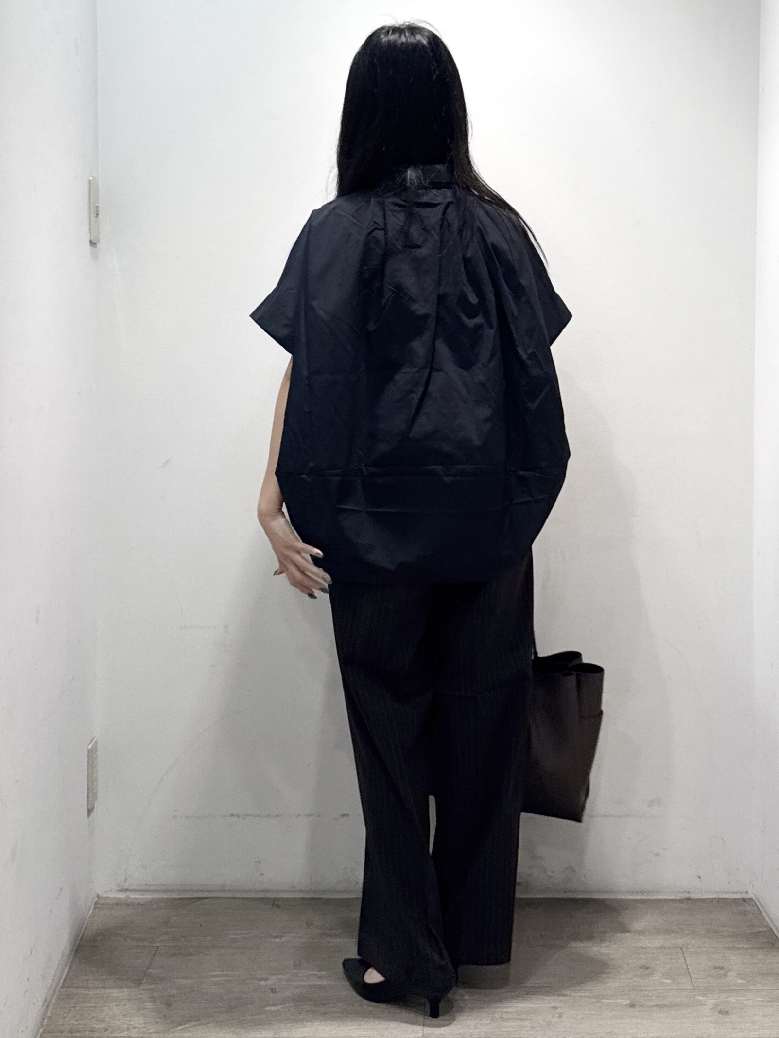 yuicciさんの「OPAQUE.CLIP｜タックニュアンスフォルムシャツ【洗濯機OK】」を使ったコーディネート