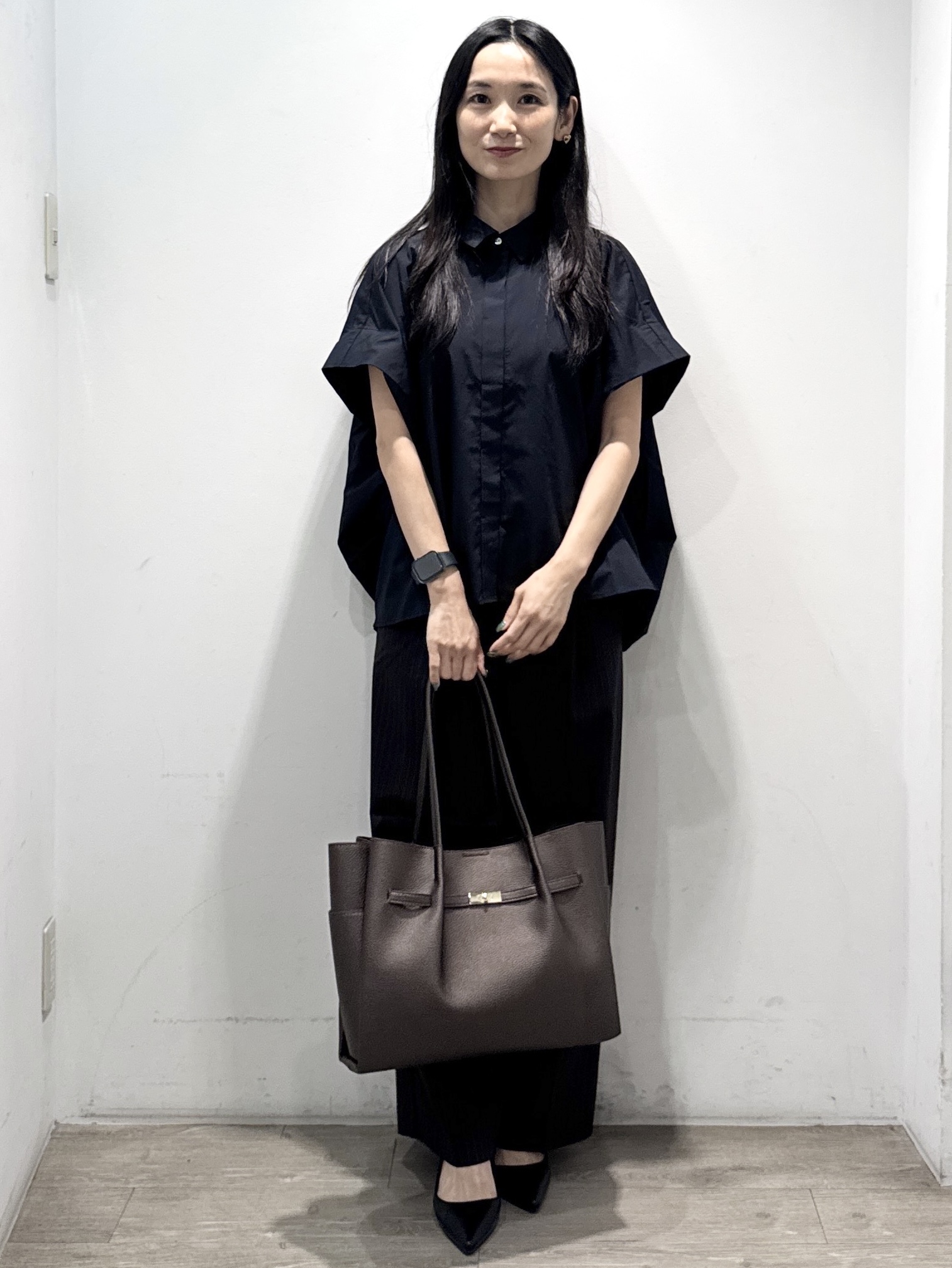 yuicciさんの「OPAQUE.CLIP｜タックニュアンスフォルムシャツ【洗濯機OK】」を使ったコーディネート