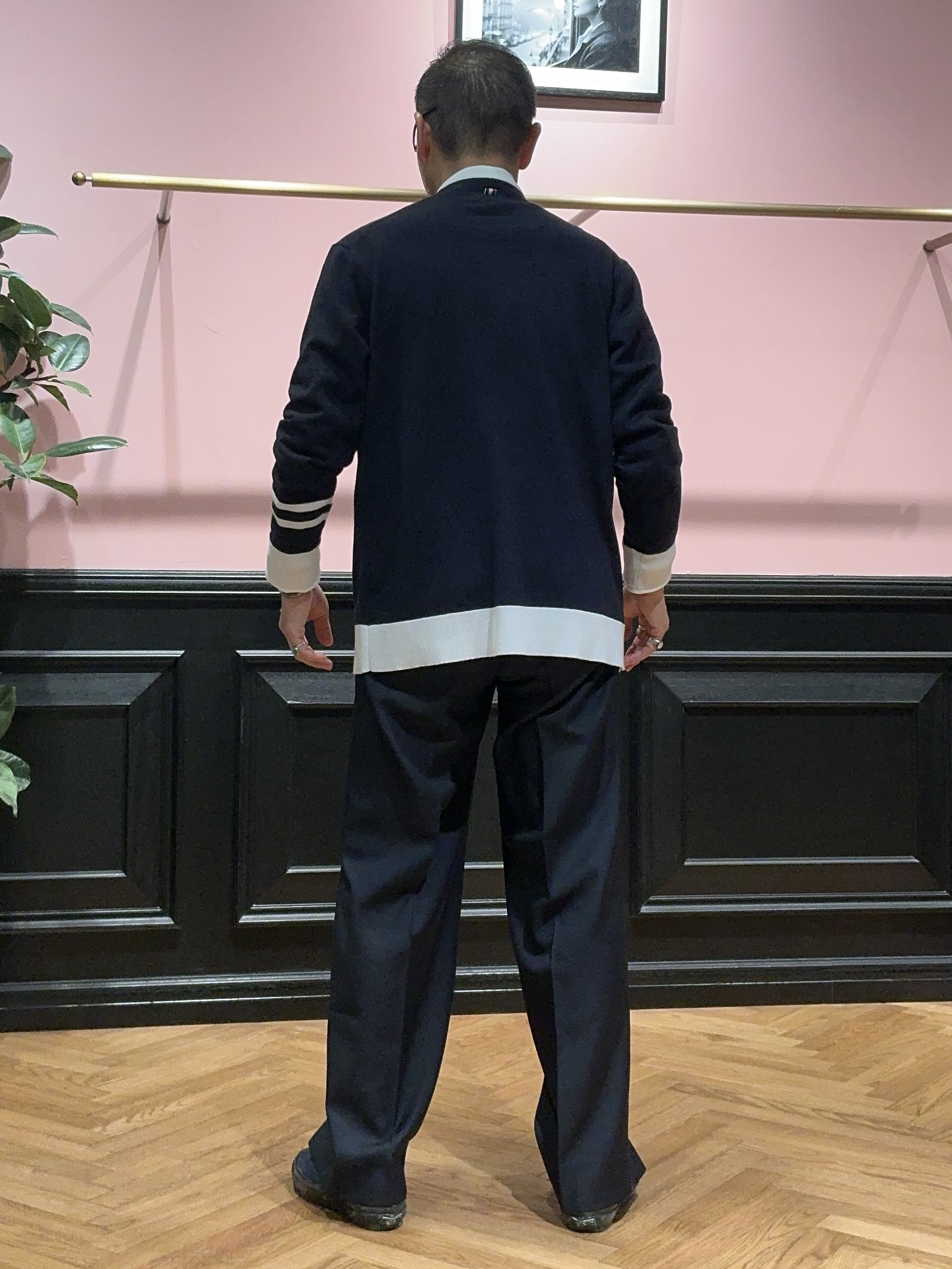 torigoeさんの「DRESSTERIOR｜◆ゼニアバルーファ キャッシュウール カーディガン」を使ったコーディネート
