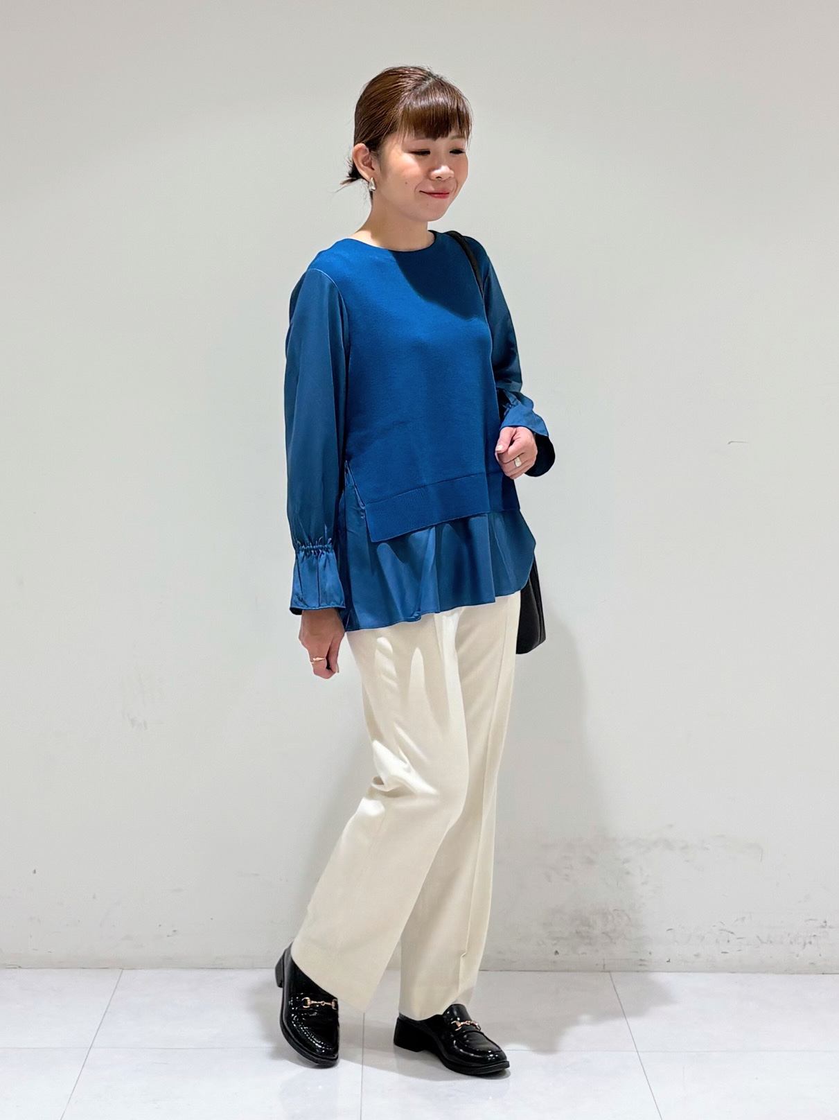 tsuyuさんの「INDIVI｜【羽織るだけでお洒落】カールエコファー ジレ」を使ったコーディネート