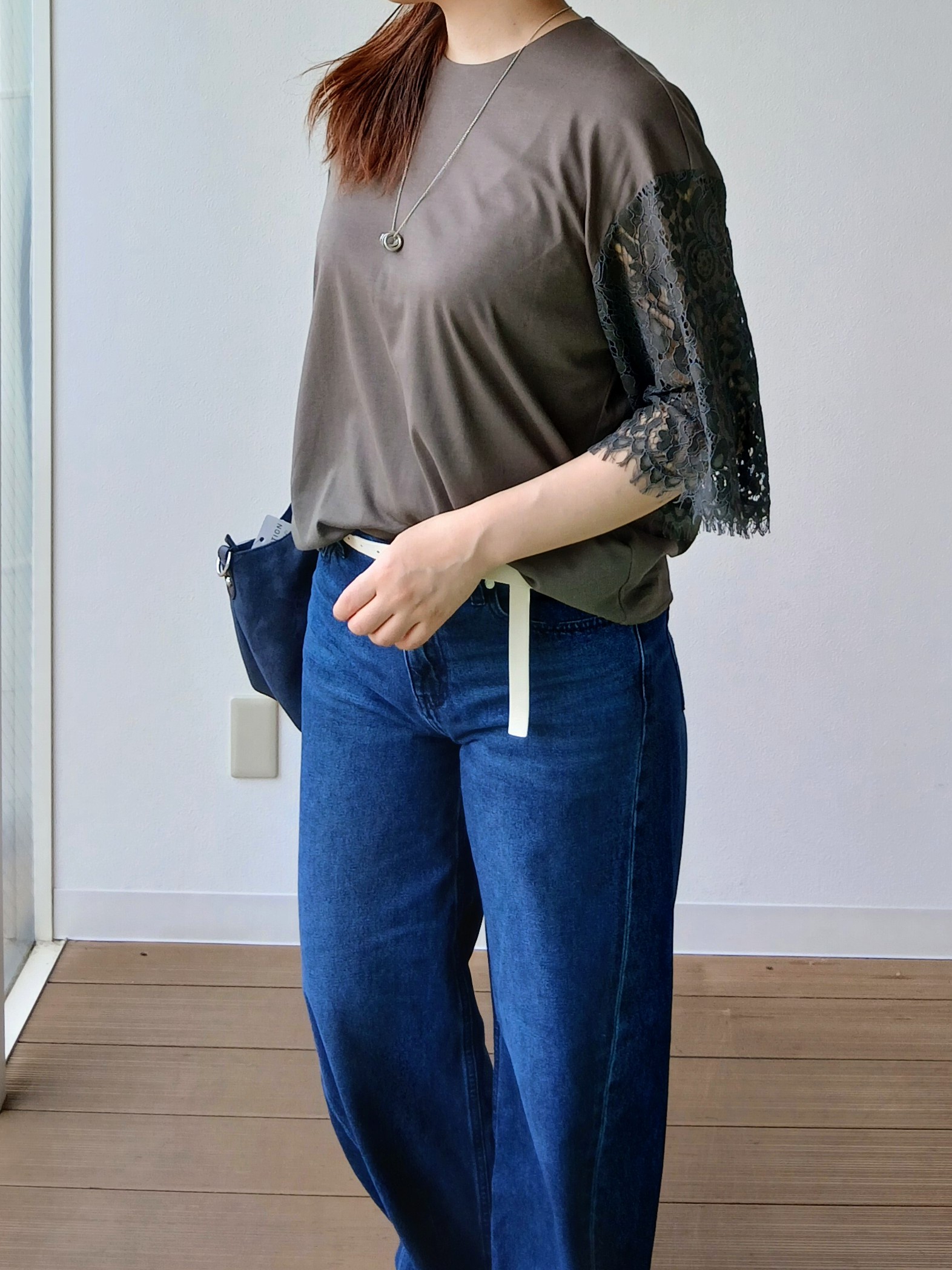 なみきさんの「UNTITLED｜【秋映え/甘めTシャツ】袖レースプルオーバー」を使ったコーディネート