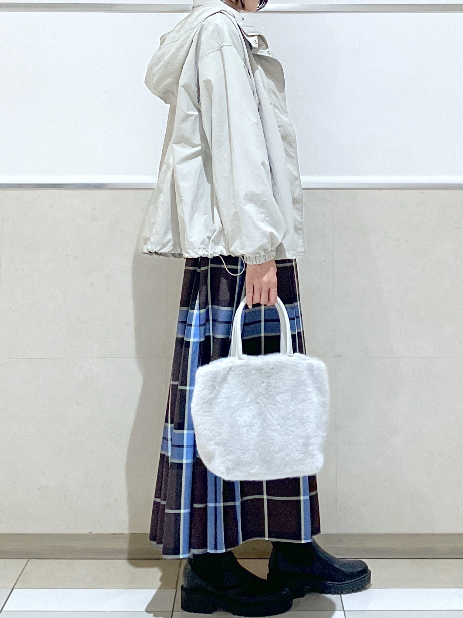 eriko さんの「Dessin｜【秋羽織り/洗える/6色展開】リングスナップミニ裏毛カーディガン」を使ったコーディネート