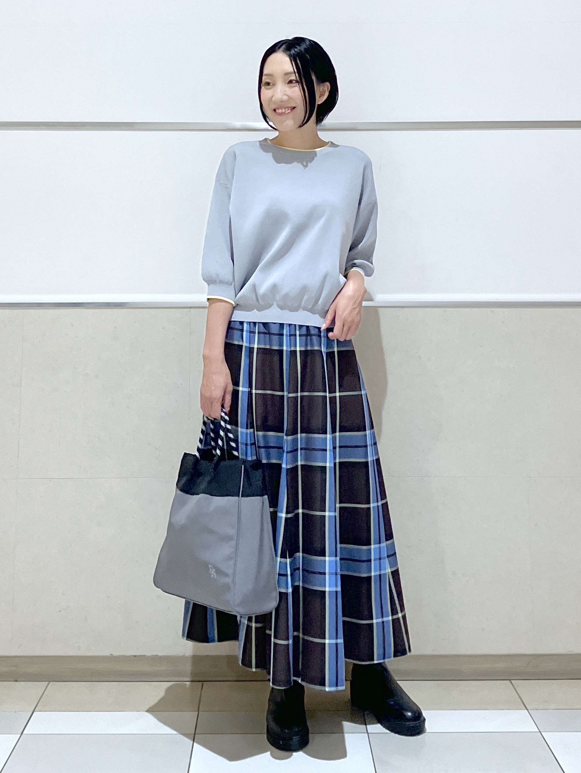 eriko さんの「Dessin｜【UVカット/洗濯機OK】6分袖配色ニット」を使ったコーディネート