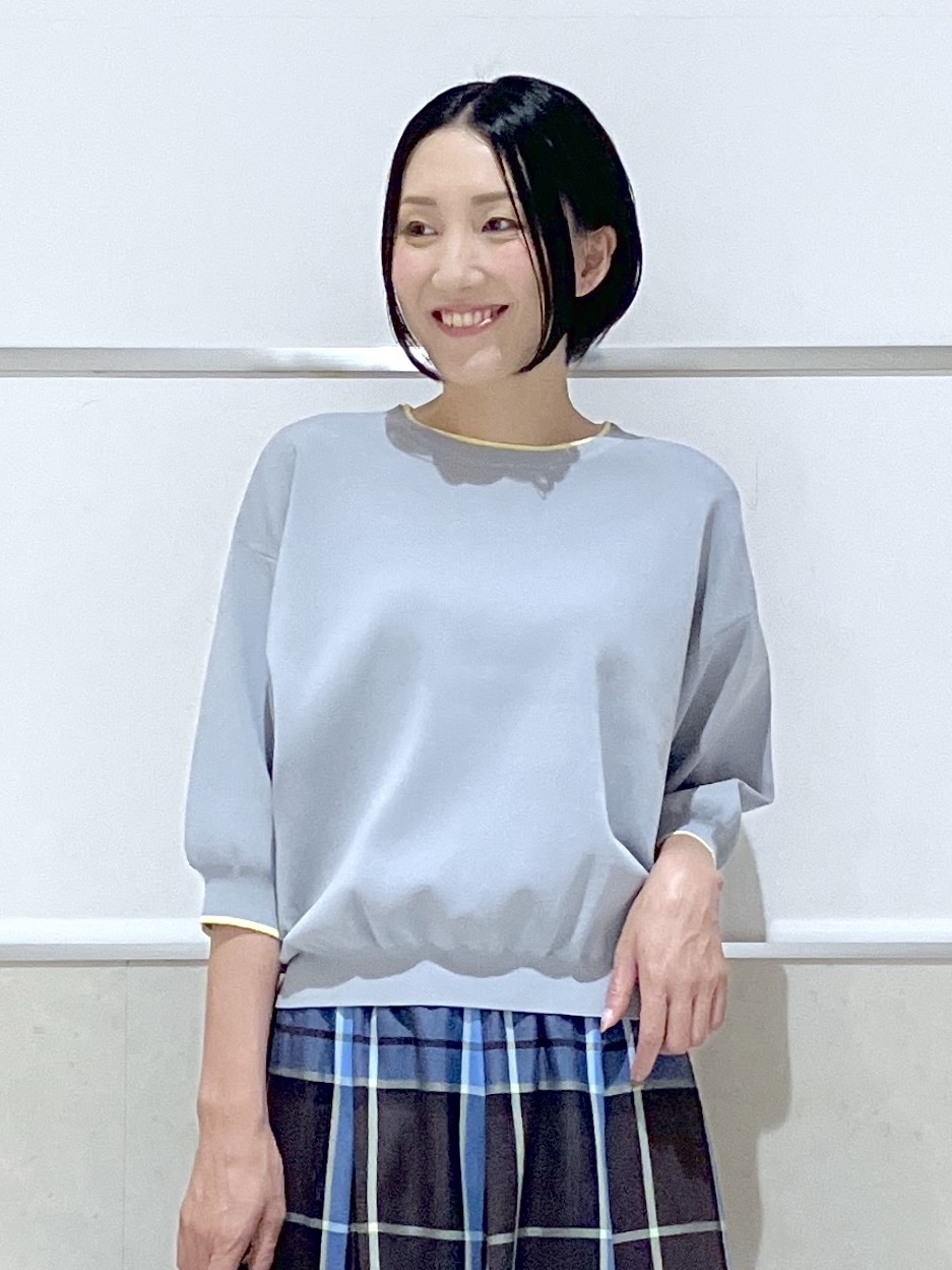eriko さんの「Dessin｜【UVカット/洗濯機OK】6分袖配色ニット」を使ったコーディネート