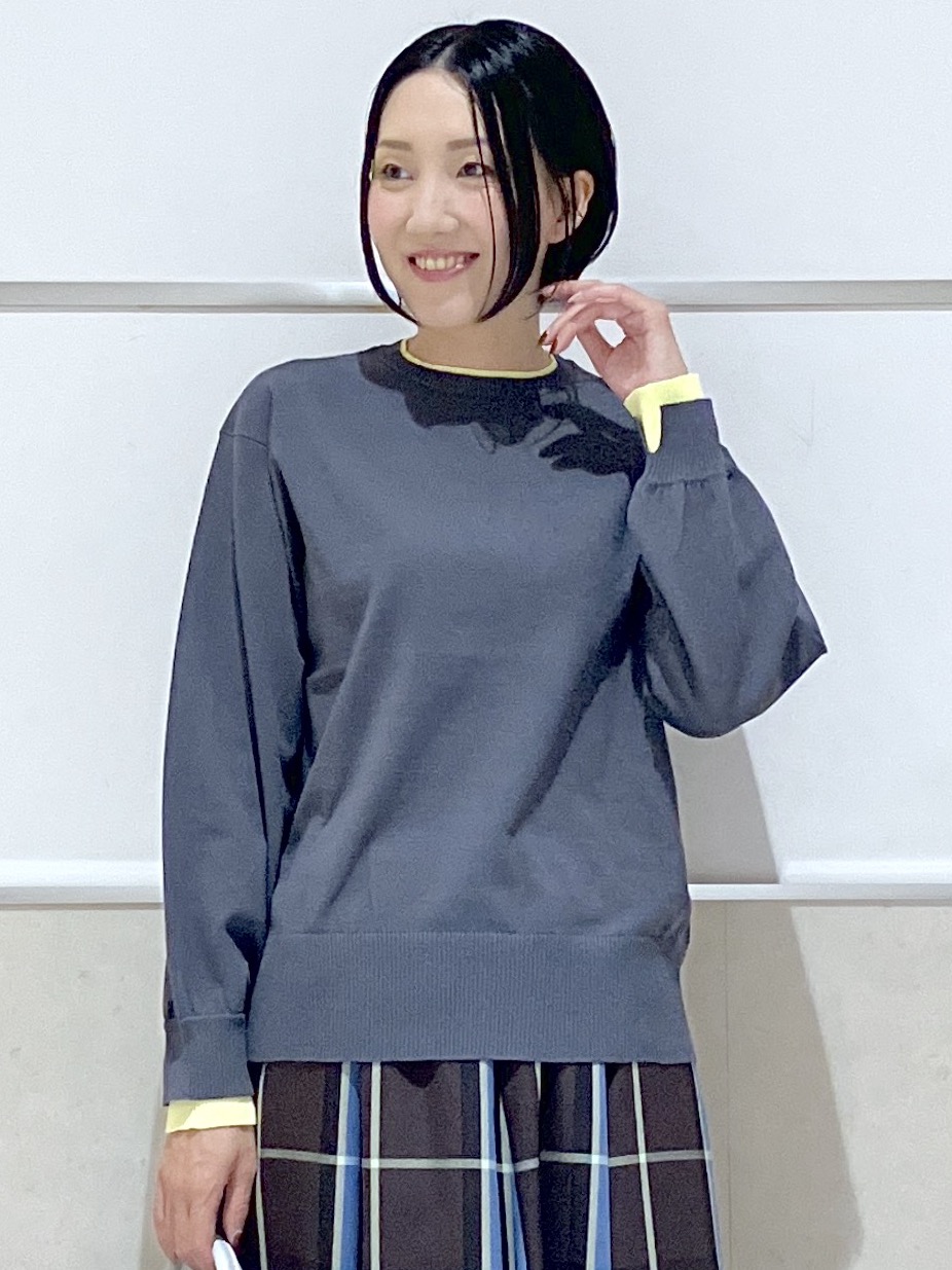 eriko さんの「Dessin｜【洗濯機ＯＫ】バイカラー配色クルーネックニット」を使ったコーディネート