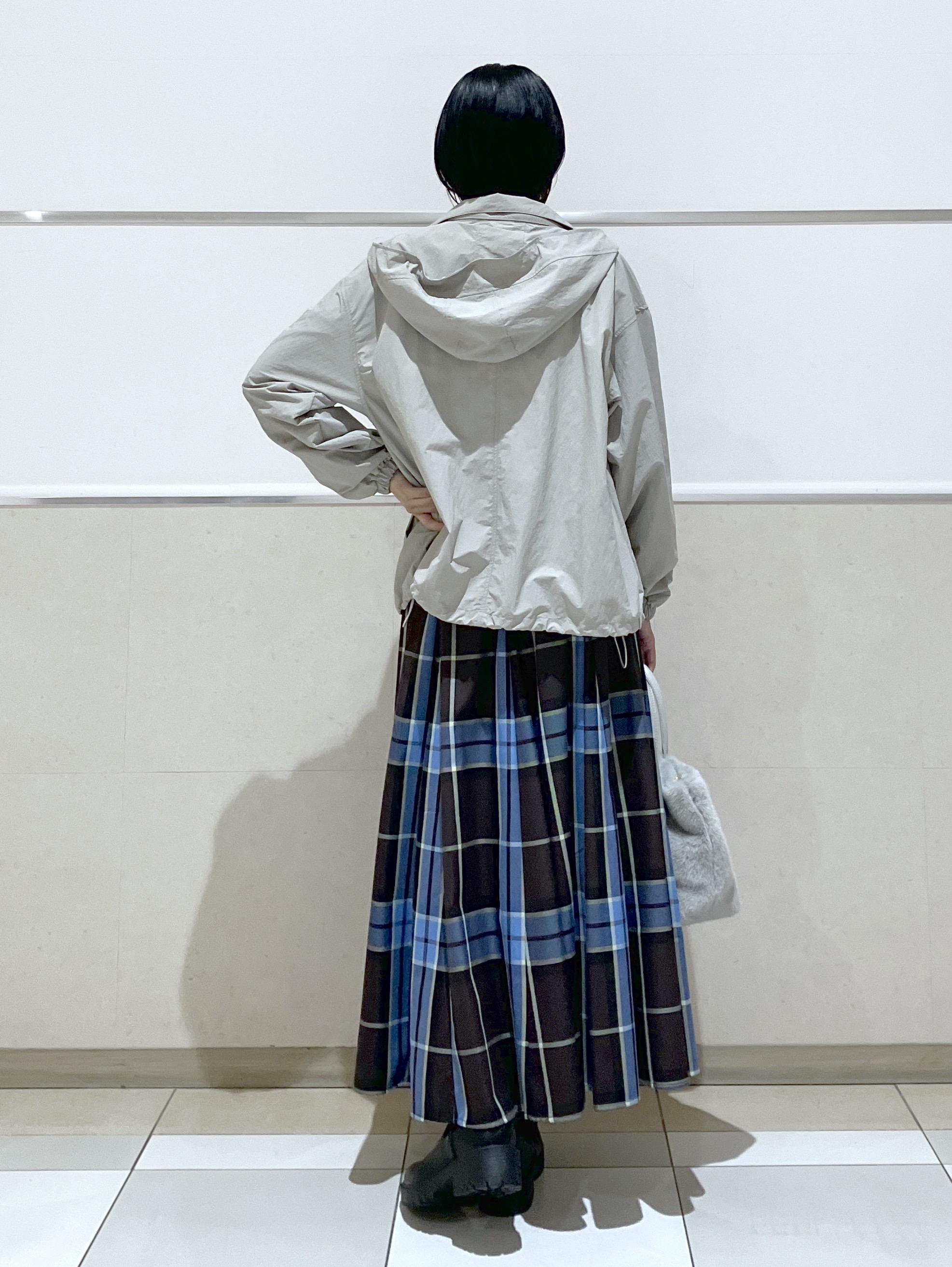 eriko さんの「Dessin｜【洗濯機ＯＫ】バイカラー配色クルーネックニット」を使ったコーディネート