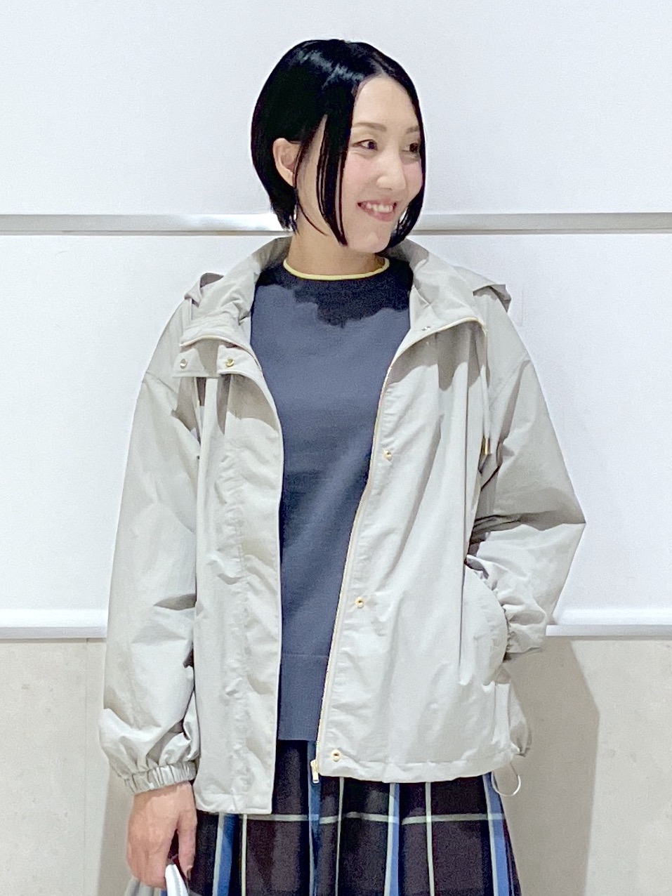 eriko さんの「Dessin｜【洗濯機ＯＫ】バイカラー配色クルーネックニット」を使ったコーディネート