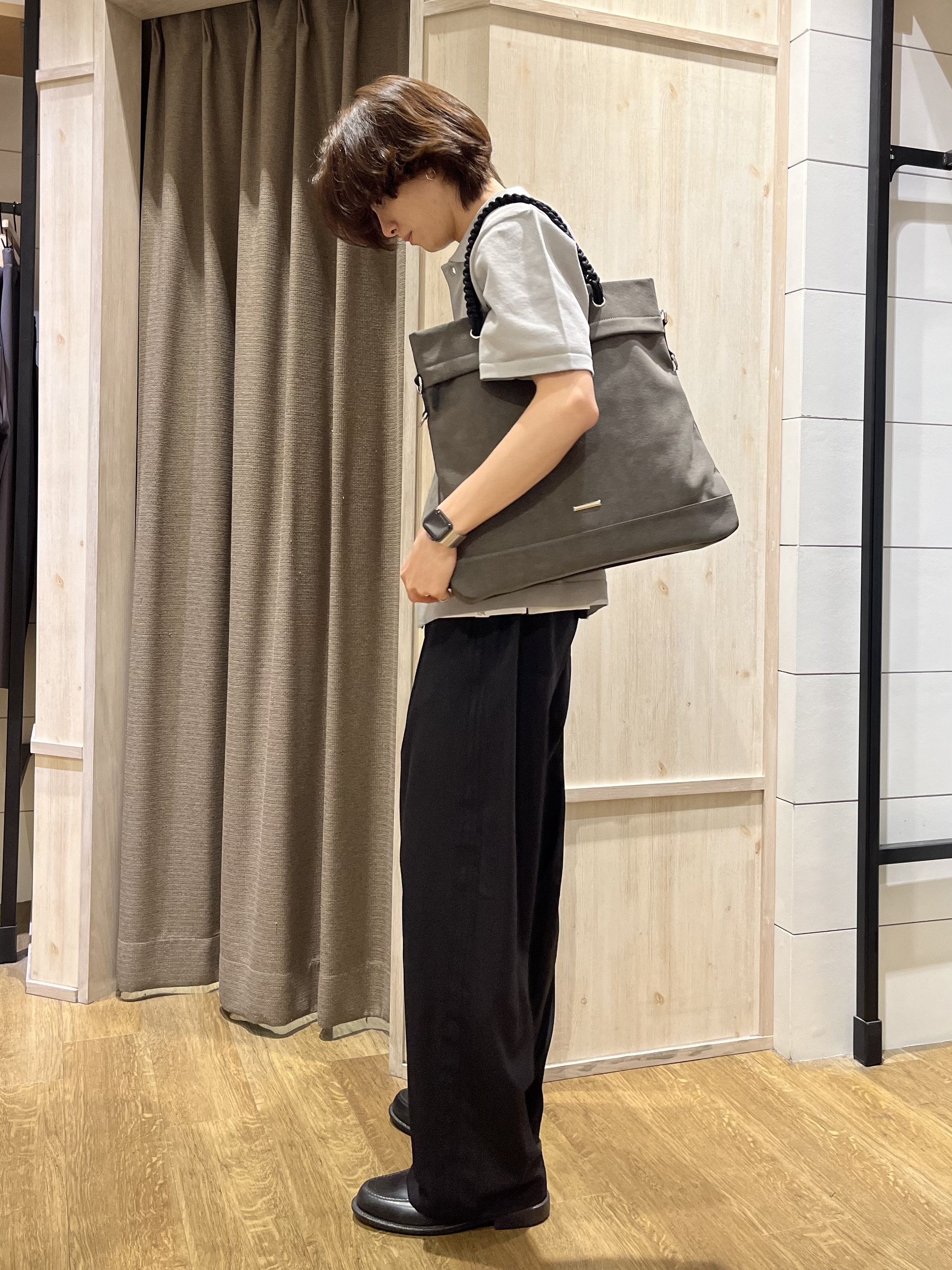 motoさんの「THE SHOP TK｜【抗菌防臭／UVカット／洗濯機OK】和紙混 半袖ニットシャツ」を使ったコーディネート