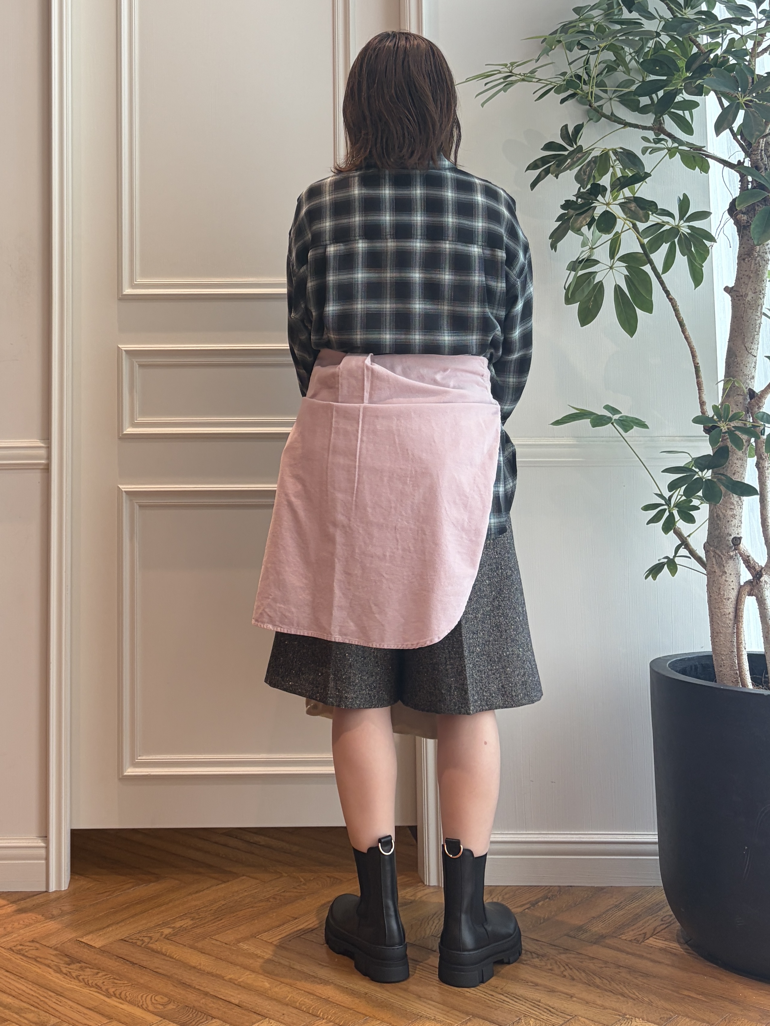 nakaoさんの「DRESSTERIOR｜【軽やかな着心地】コーデュロイ オーバーサイズシャツ」を使ったコーディネート
