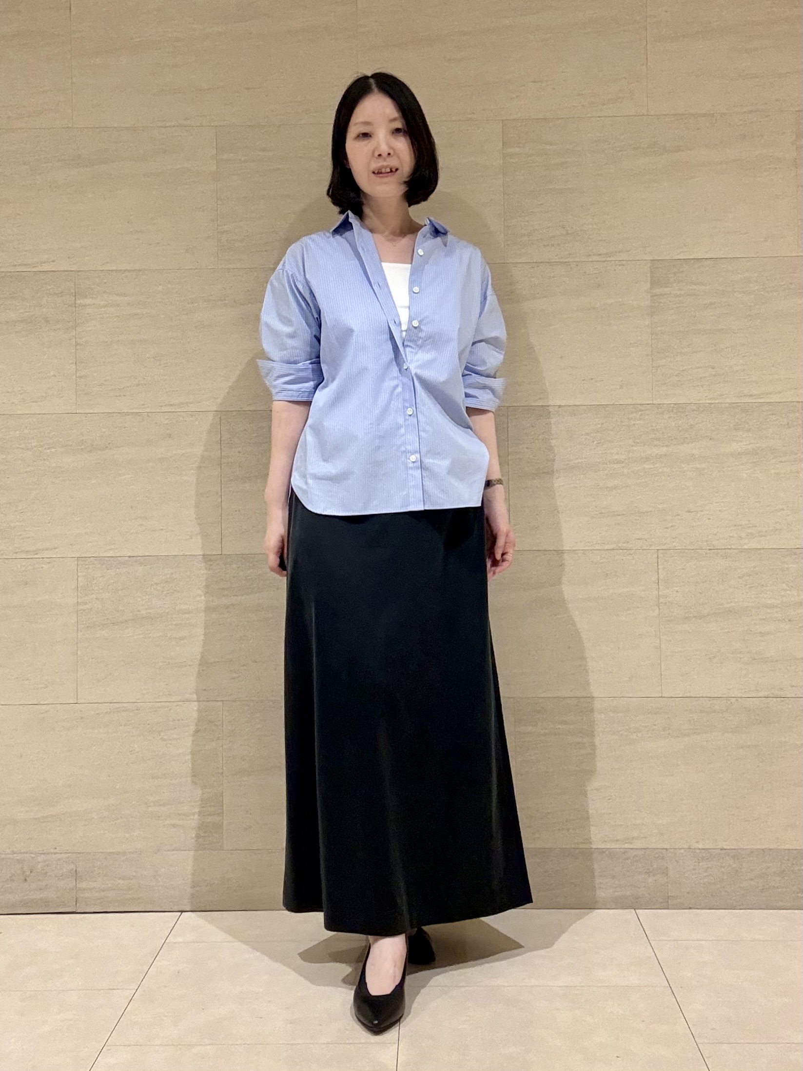 yさんの「UNTITLED｜【6色展開/コットン100】カラーベーシックシャツ」を使ったコーディネート