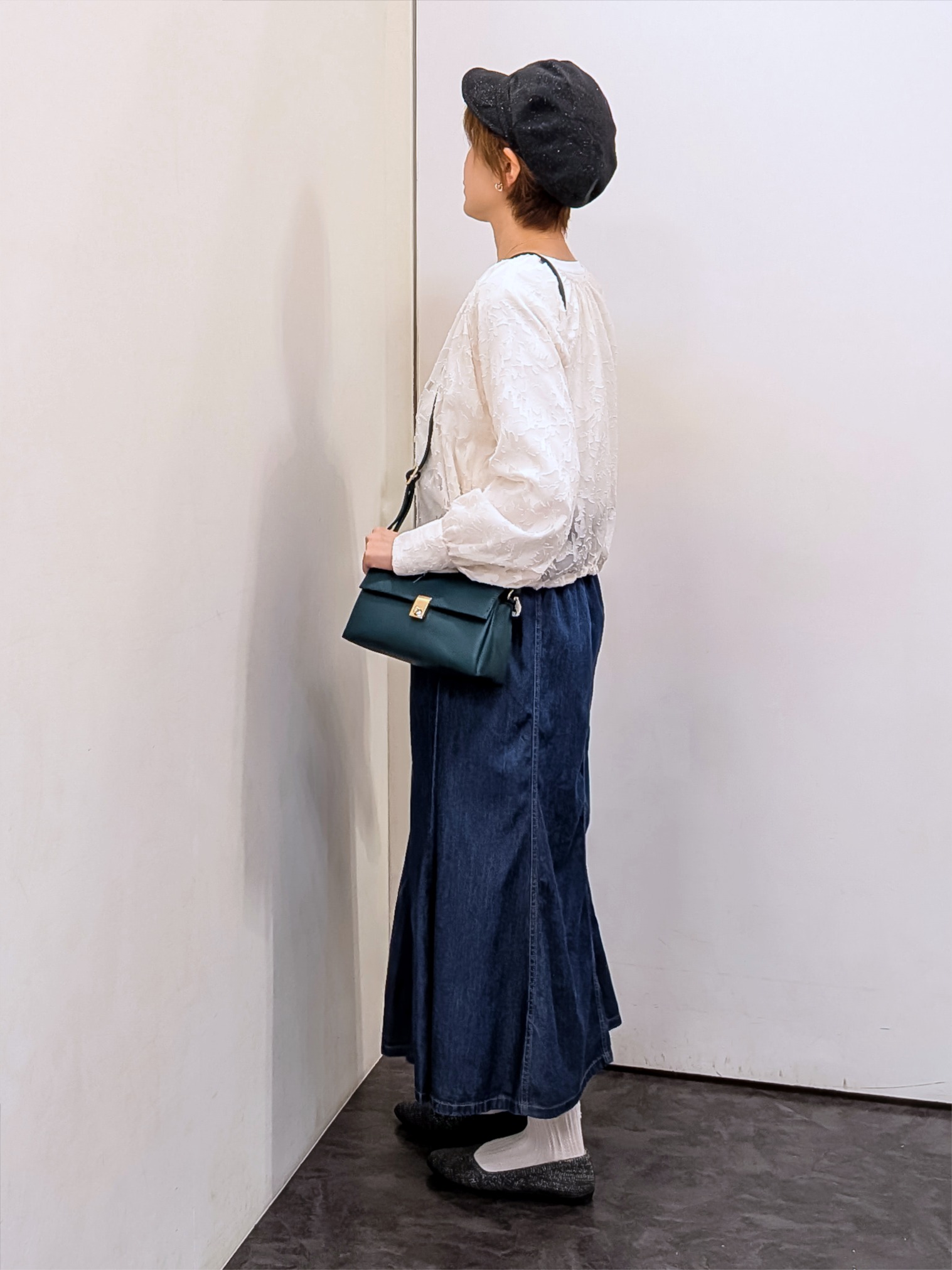 やまちゃんさんの「grove｜上品に華やぐ シアージャカードブラウス」を使ったコーディネート