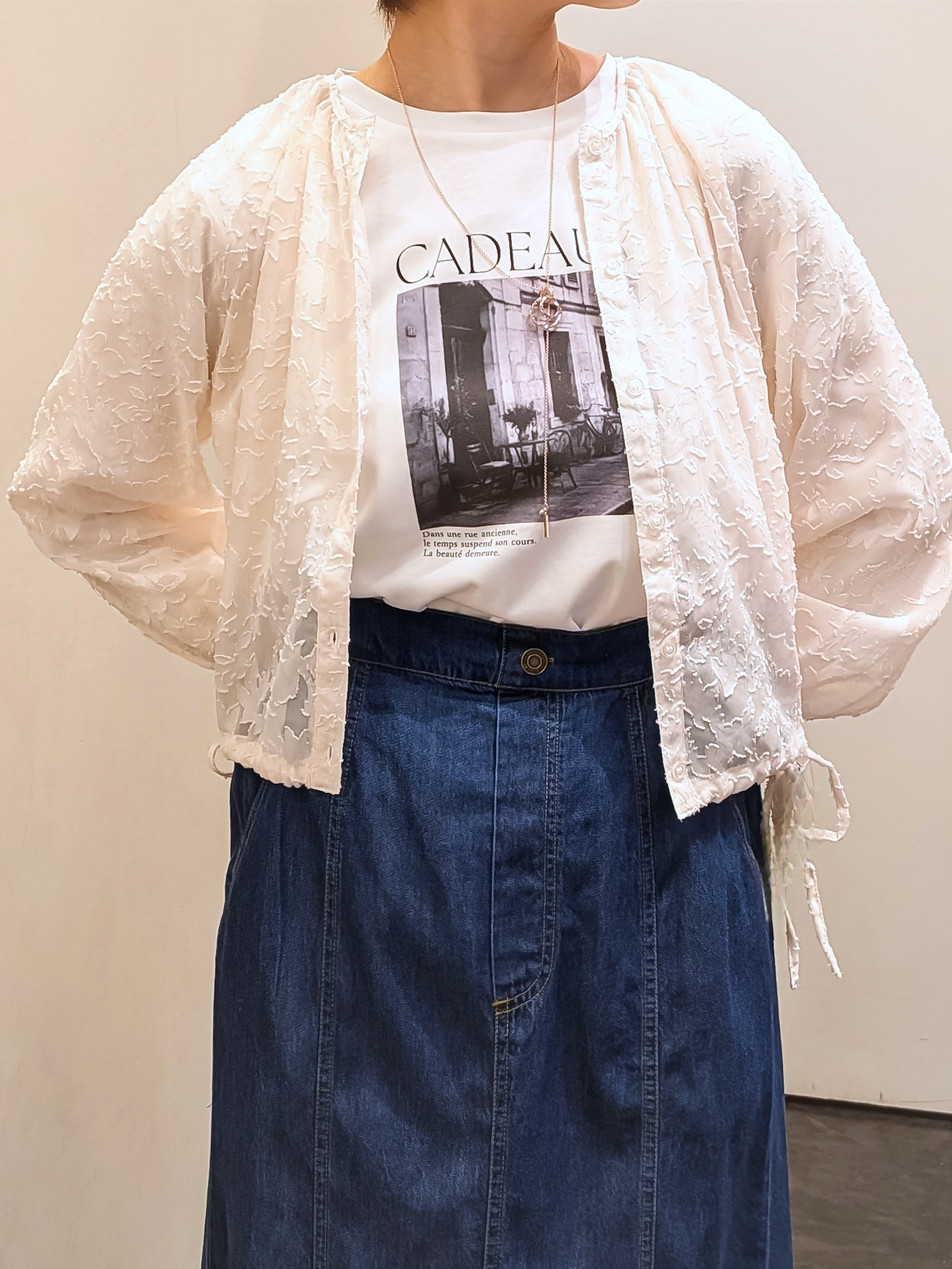 やまちゃんさんの「grove｜上品に華やぐ シアージャカードブラウス」を使ったコーディネート