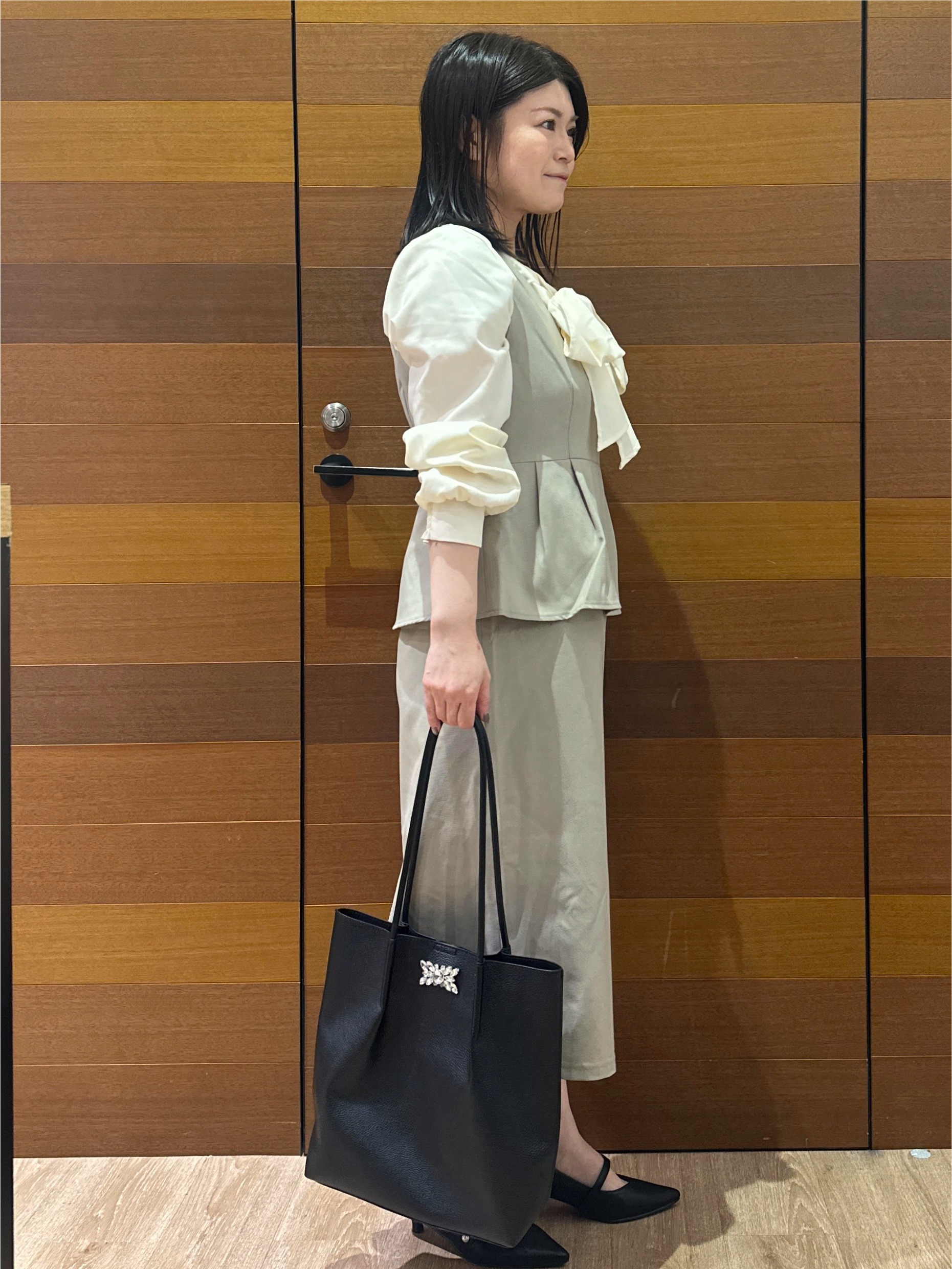 Minさんの「OPAQUE.CLIP｜【チェック／無地】ボウタイブラウス《洗濯機OK／イージーアイロン》」を使ったコーディネート