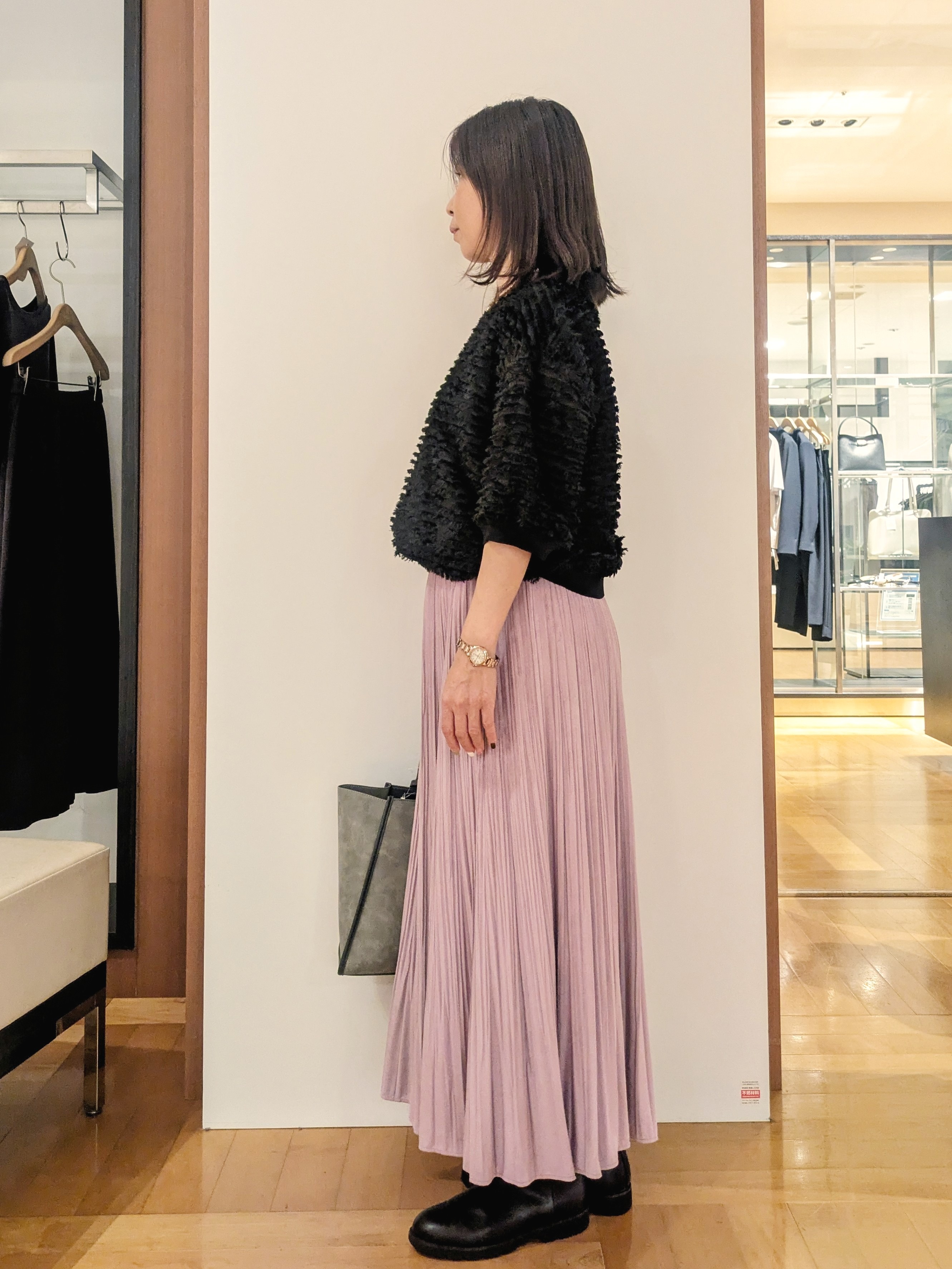 laverさんの「UNTITLED｜【秋映え/体型カバー】フェザージャガードプルオーバー」を使ったコーディネート