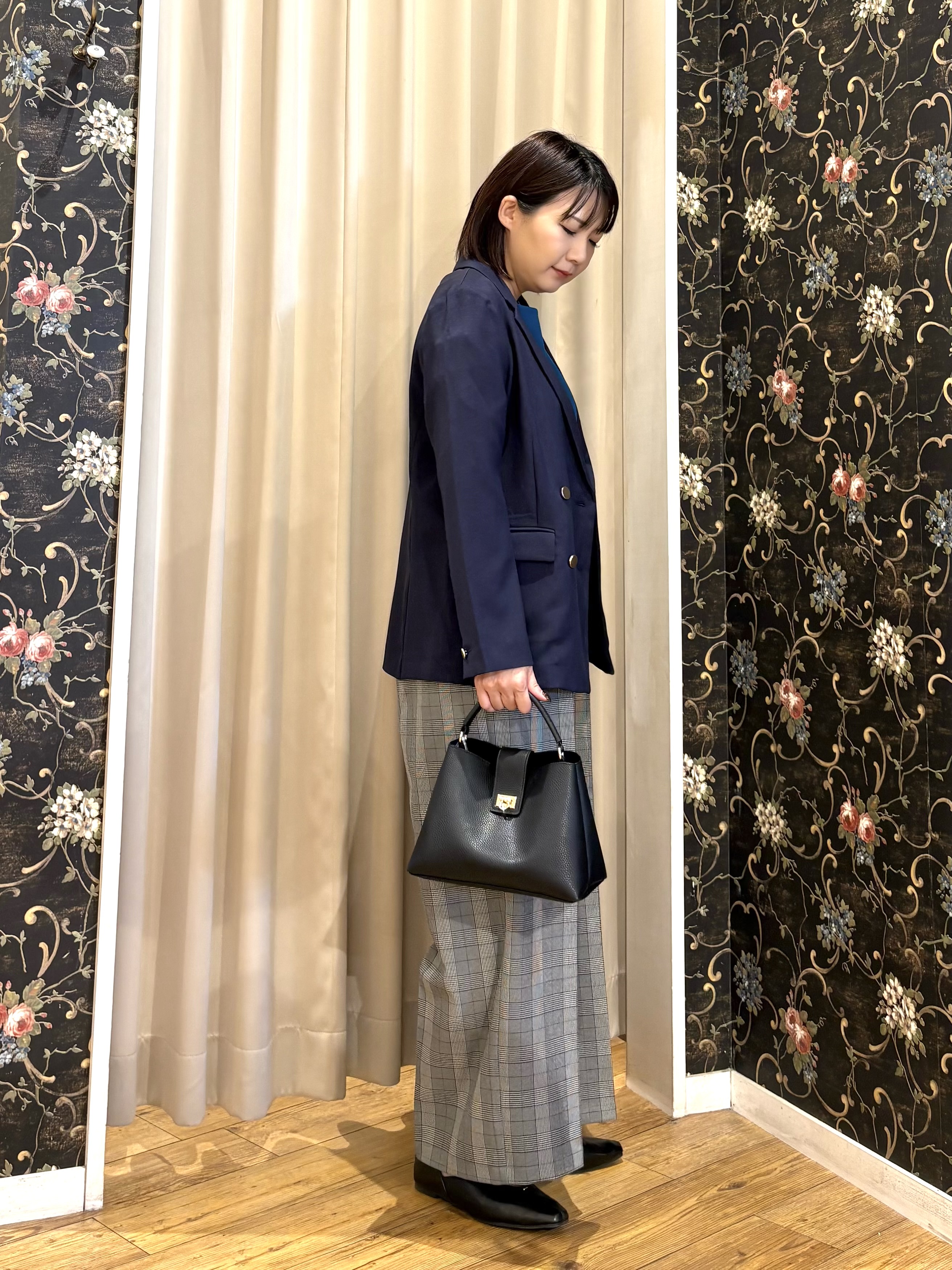 ネリさんの「SHOO･LA･RUE｜【セットアップ可/通勤/洗濯機可/SS-LL】オンオフ使える ダブルブレストジャケット」を使ったコーディネート