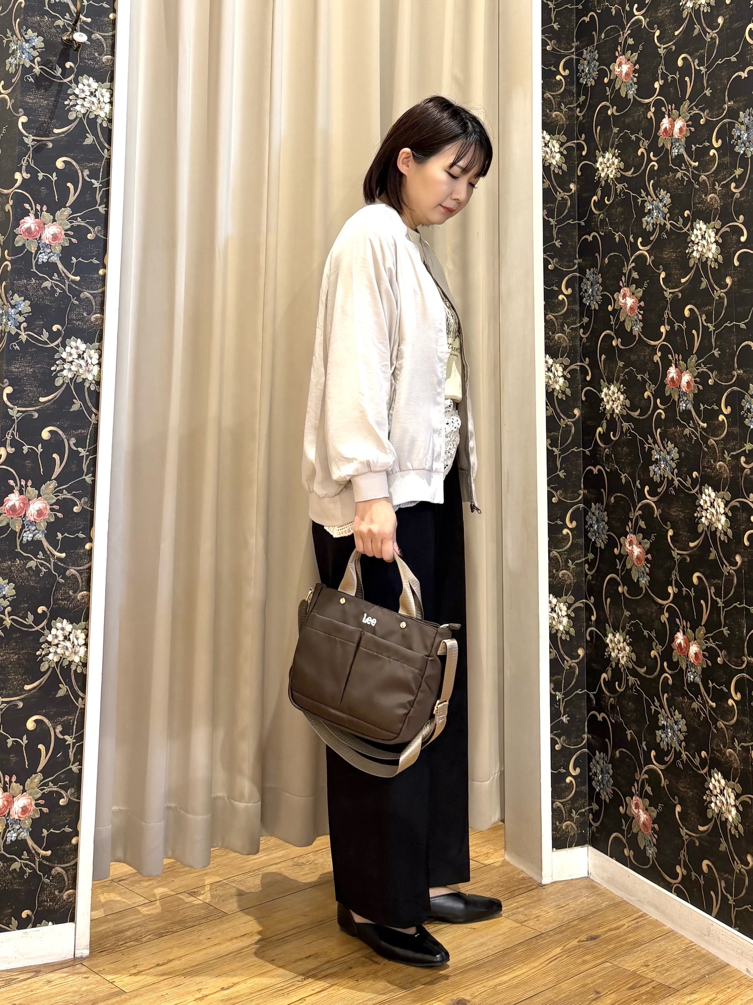 ネリさんの「SHOO･LA･RUE｜【S-LL】洗濯後しわになりにくい 麻調リブブルゾン」を使ったコーディネート