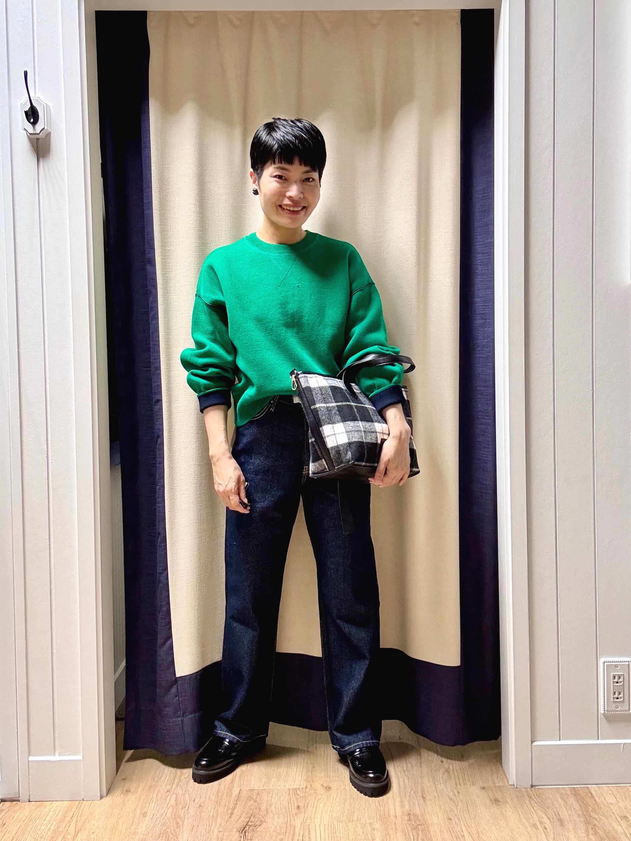 Suzuさんの「Dessin｜【洗濯機OK/XS-L】配色リバーシブル コットンジャカード クルーネックニット」を使ったコーディネート
