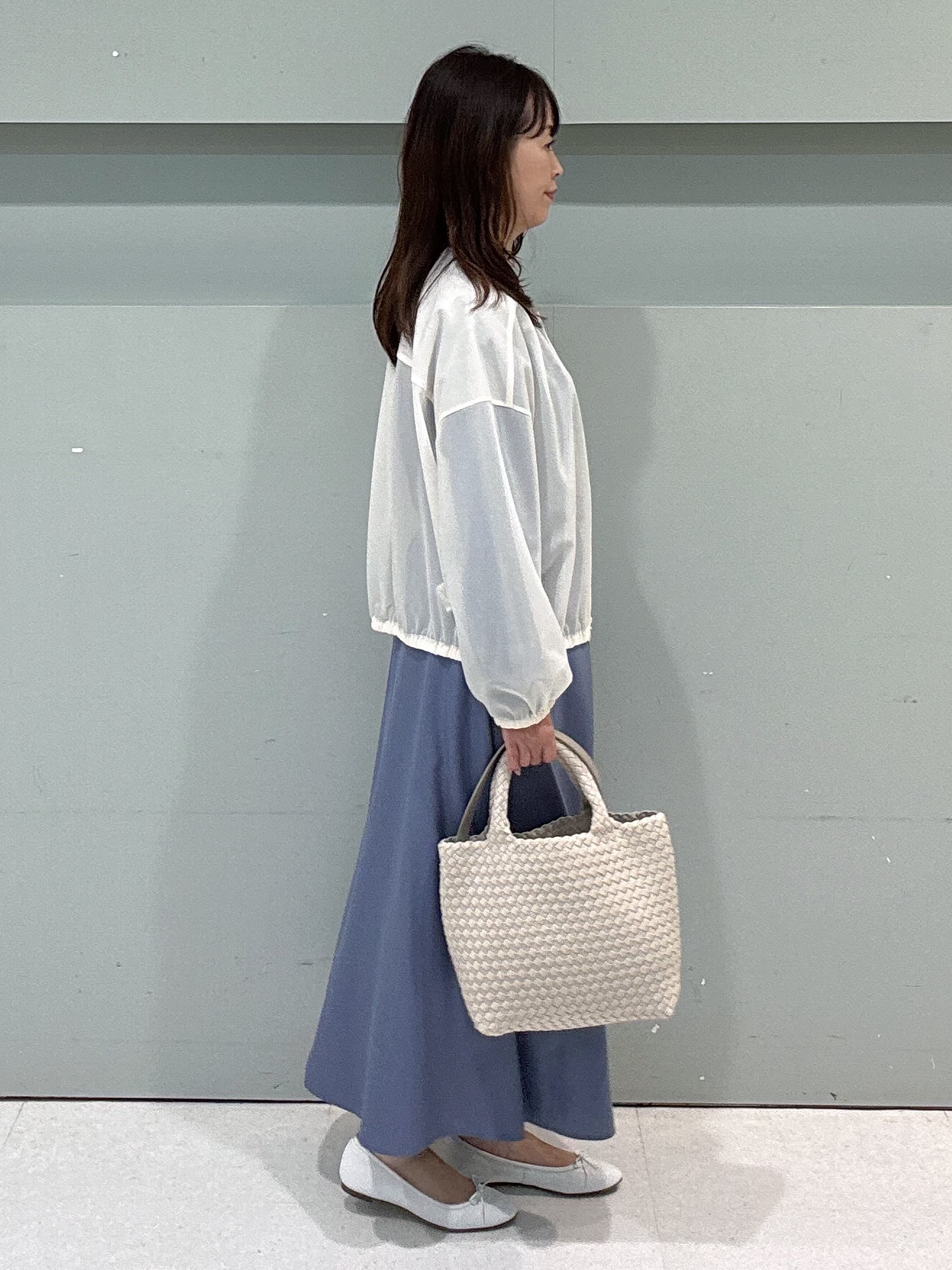 makiさんの「UNTITLED｜【秋羽織り/ジップ】トリコットシアーブラウス」を使ったコーディネート