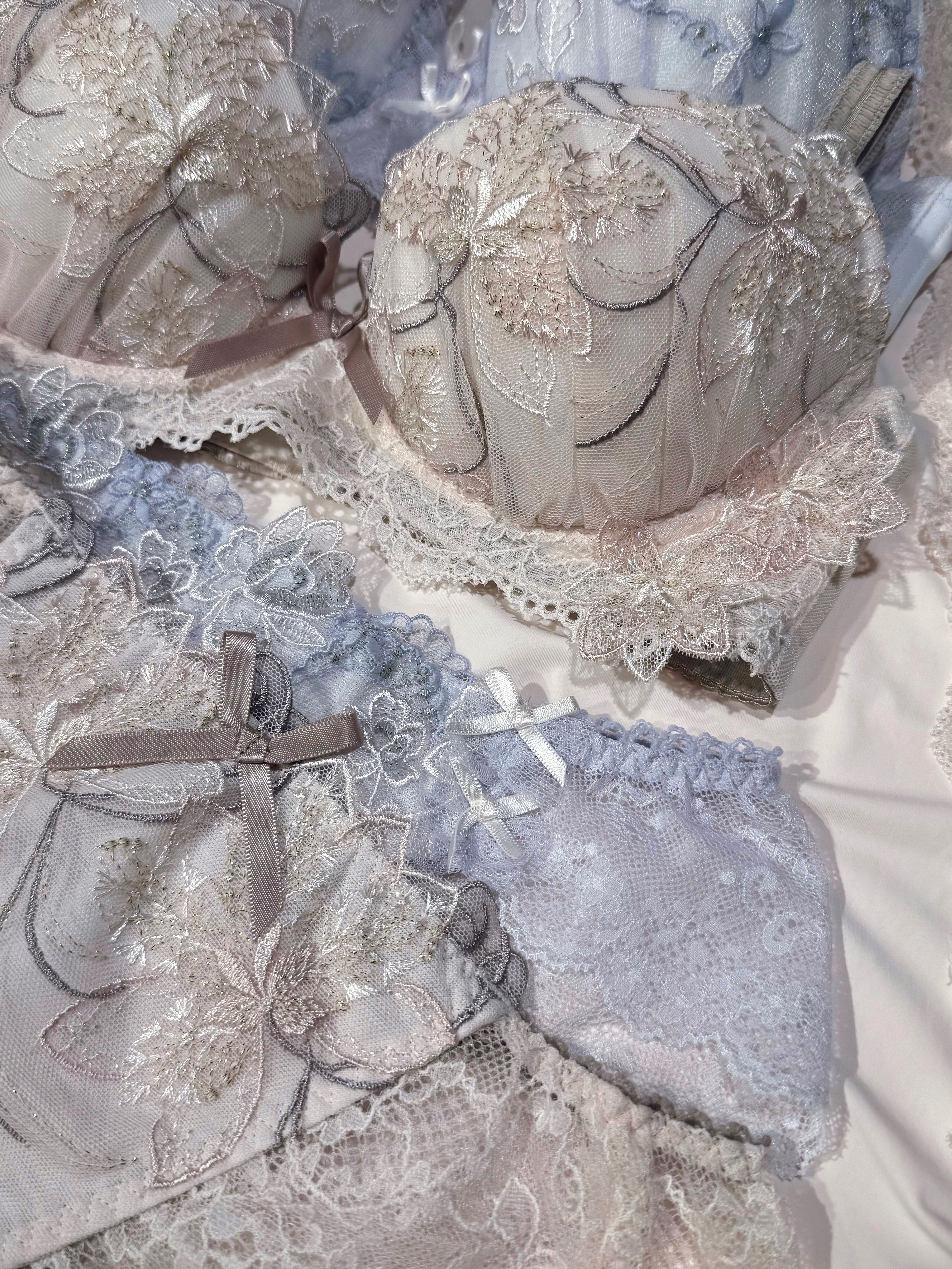 maiさんの「Risa Magli｜ジェシカ ブラジャー （B－C） ＜Sweet Rich（スウィートリッチ）＞」を使ったコーディネート