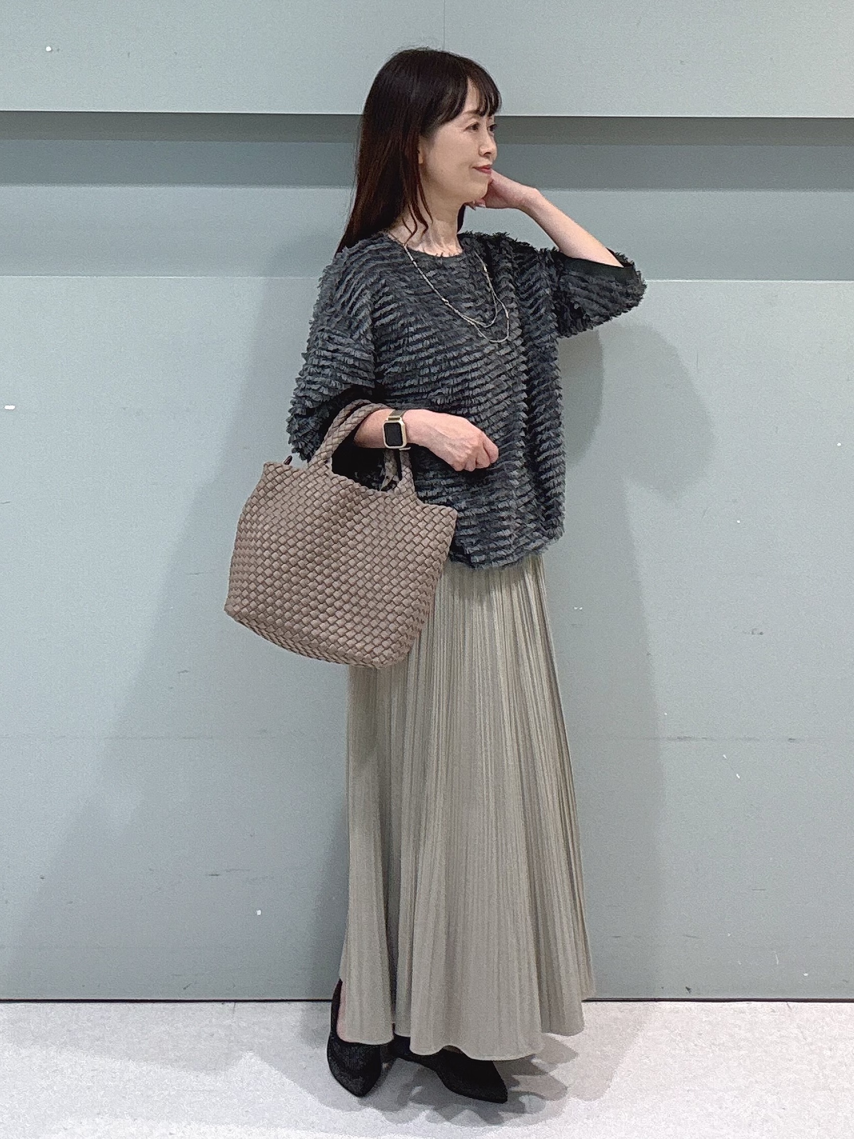 makiさんの「UNTITLED｜【秋映え/体型カバー】フェザージャガードプルオーバー」を使ったコーディネート