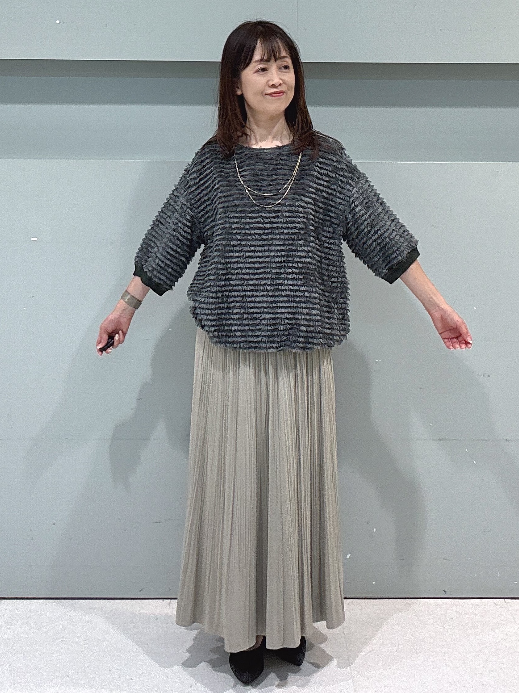 makiさんの「UNTITLED｜【秋映え/体型カバー】フェザージャガードプルオーバー」を使ったコーディネート