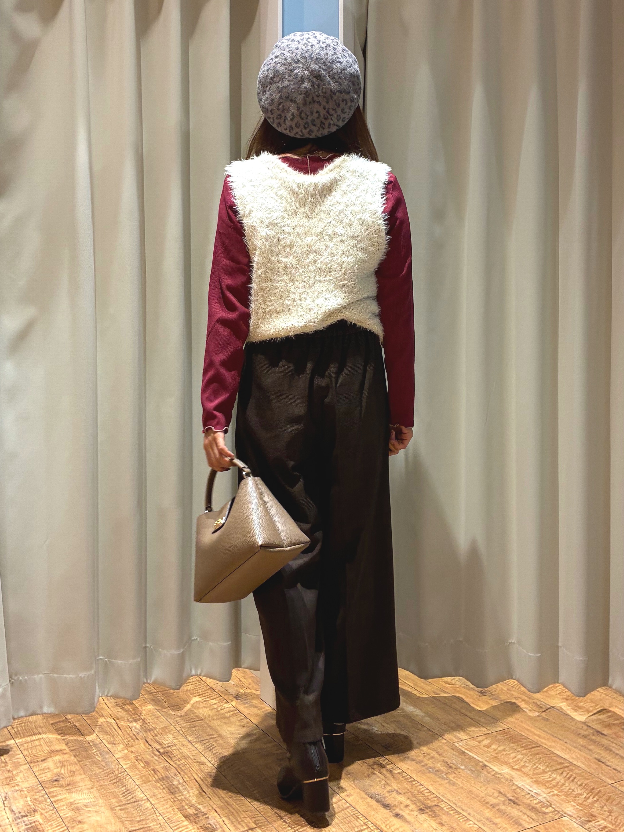 もんちゃんさんの「SHOO･LA･RUE｜【洗濯機可】配色メロウで華やかに アソート楊柳トップス」を使ったコーディネート