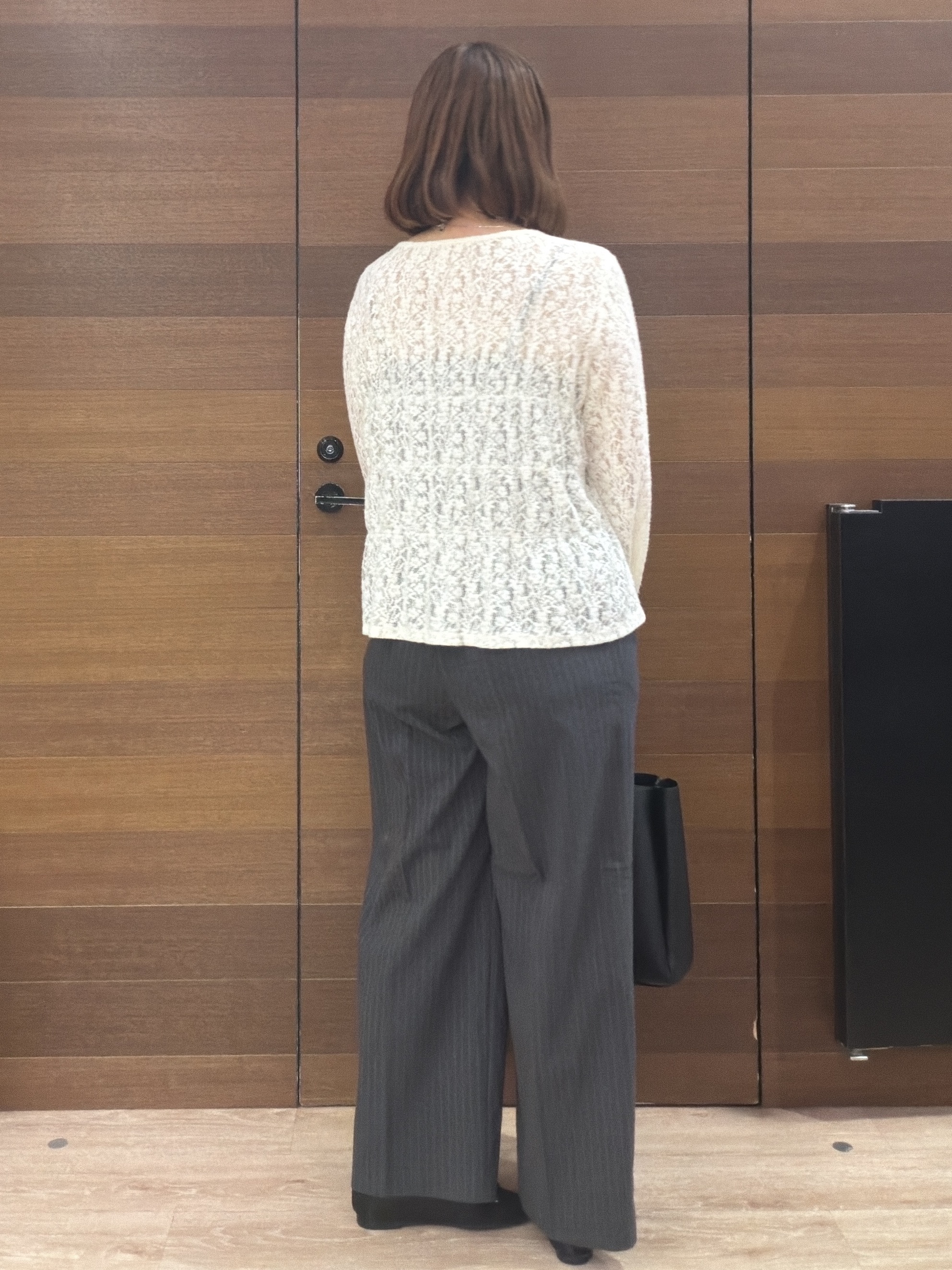 yumeさんの「OPAQUE.CLIP｜レースシャーリングブラウス【洗濯機OK】」を使ったコーディネート