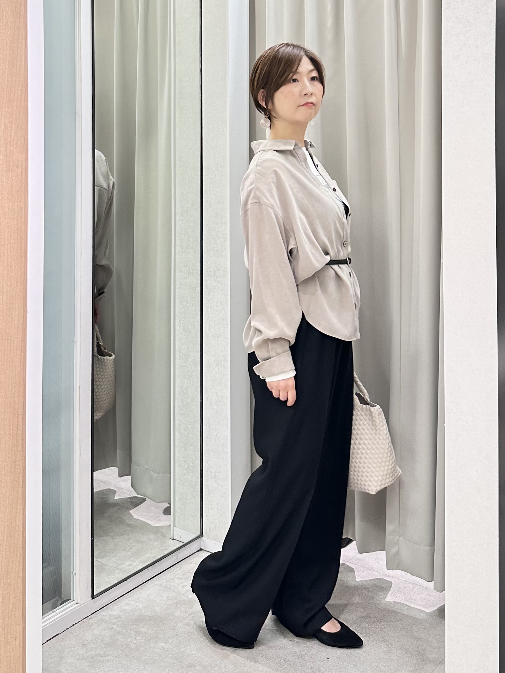 みなこさんの「UNTITLED｜【セットアップ可/秋羽織り】スエードライクシャツ」を使ったコーディネート