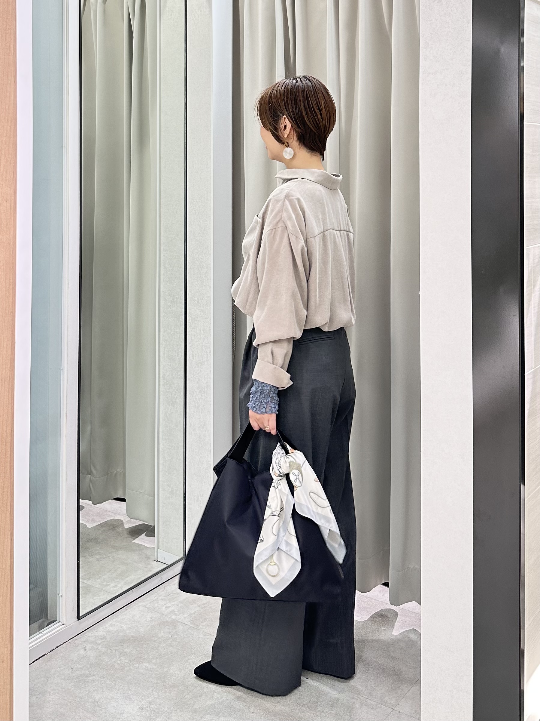 みなこさんの「UNTITLED｜【セットアップ可/秋羽織り】スエードライクシャツ」を使ったコーディネート