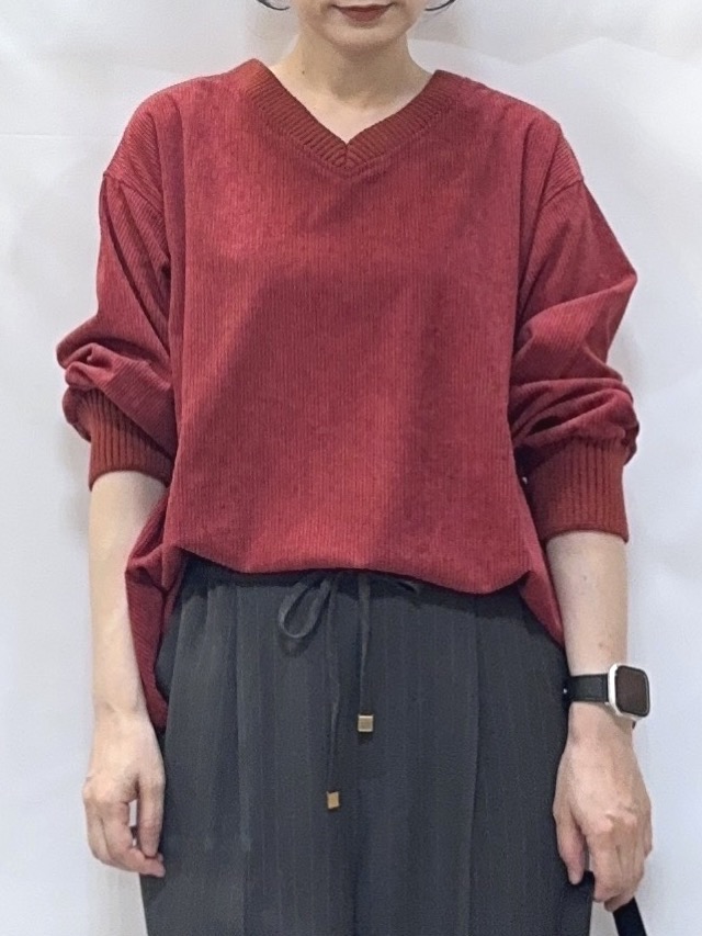𝐇𝐢𝐫𝐨𝐦𝐢さんの「SHOO･LA･RUE｜コーデの幅が広がる！コーデュロイ2WAYプルオーバー」を使ったコーディネート