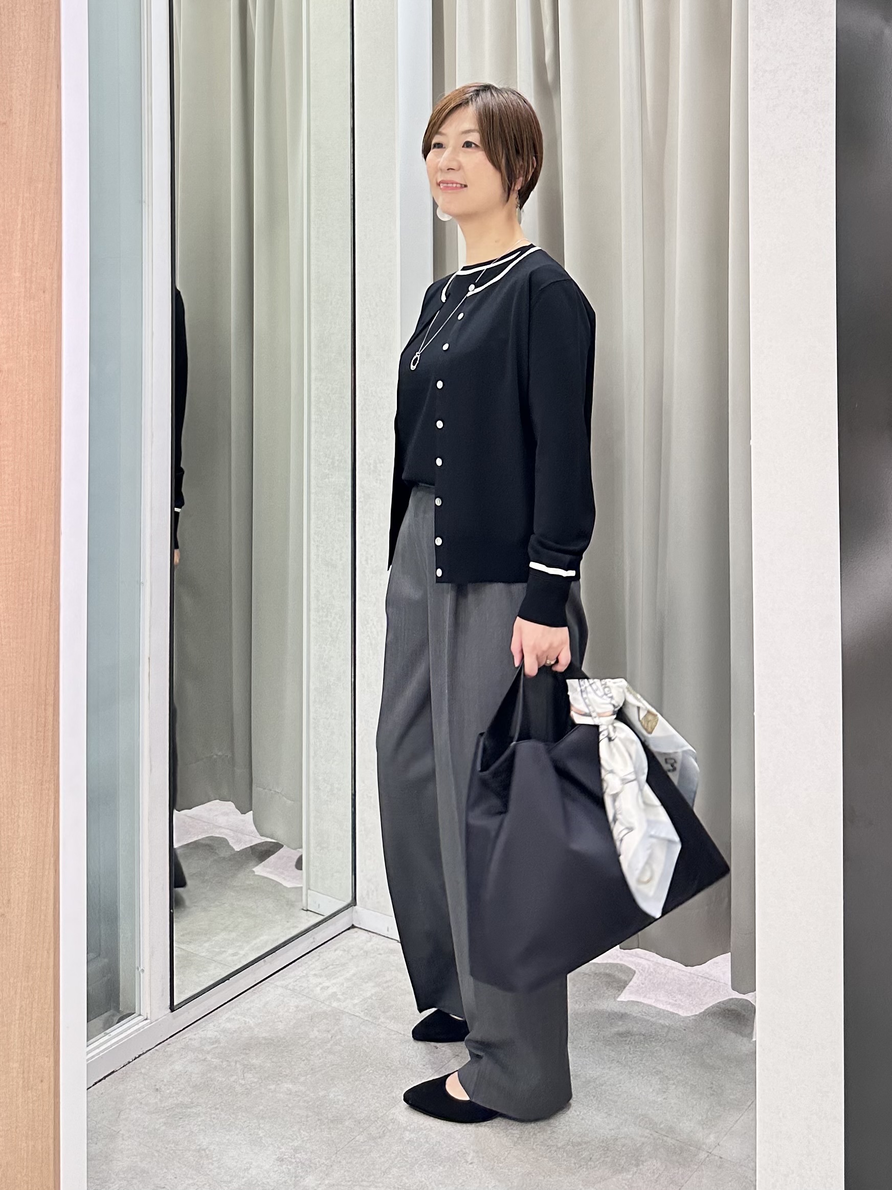 みなこさんの「UNTITLED｜【アンサンブル可/きれいめ/通勤】コンパクト5分袖ニット」を使ったコーディネート