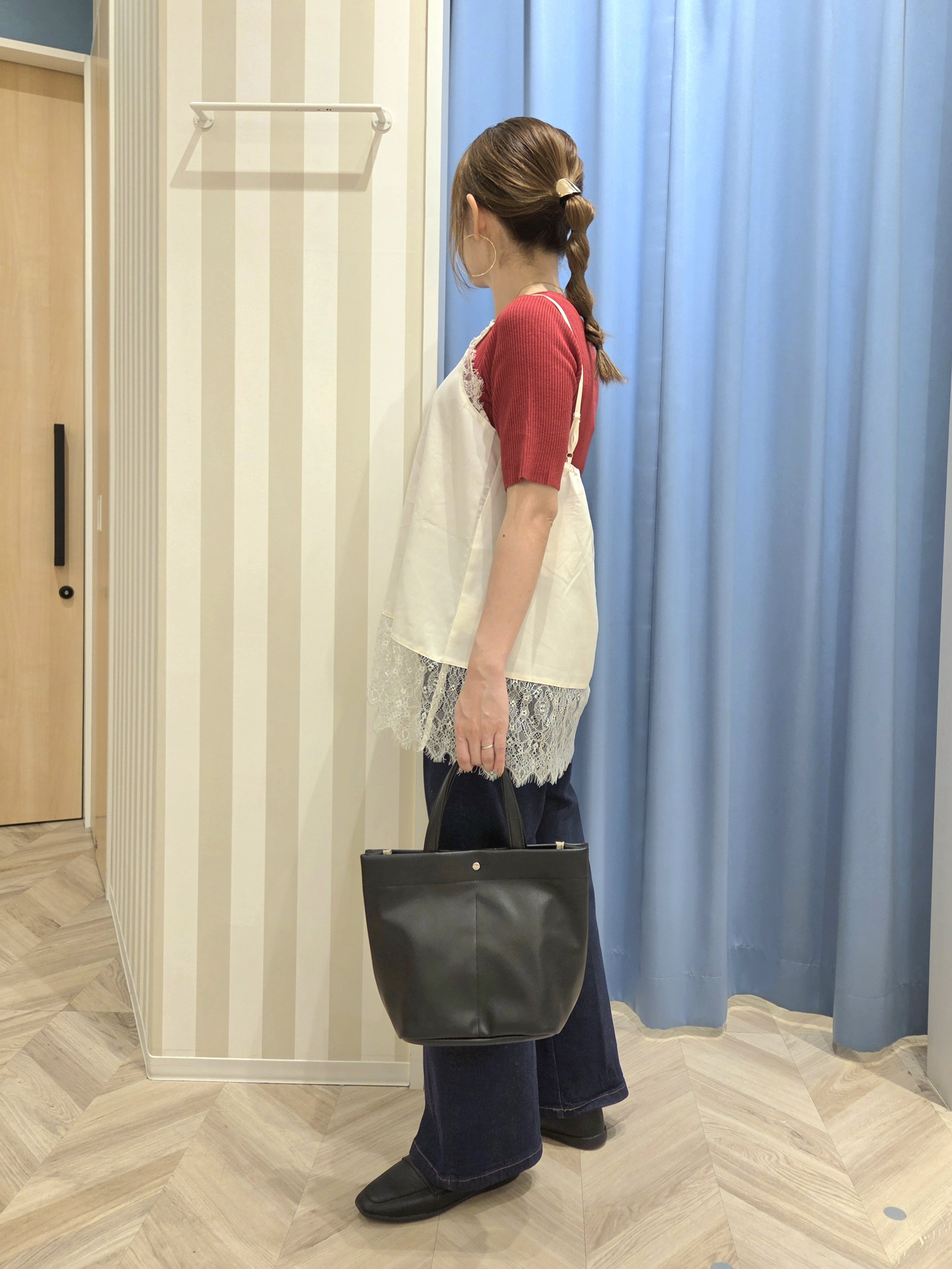 Ikumiさんの「SHOO･LA･RUE｜【毛玉になりにくい/洗濯機可/S-LL】大人上品な 5分袖スクエアトップス」を使ったコーディネート