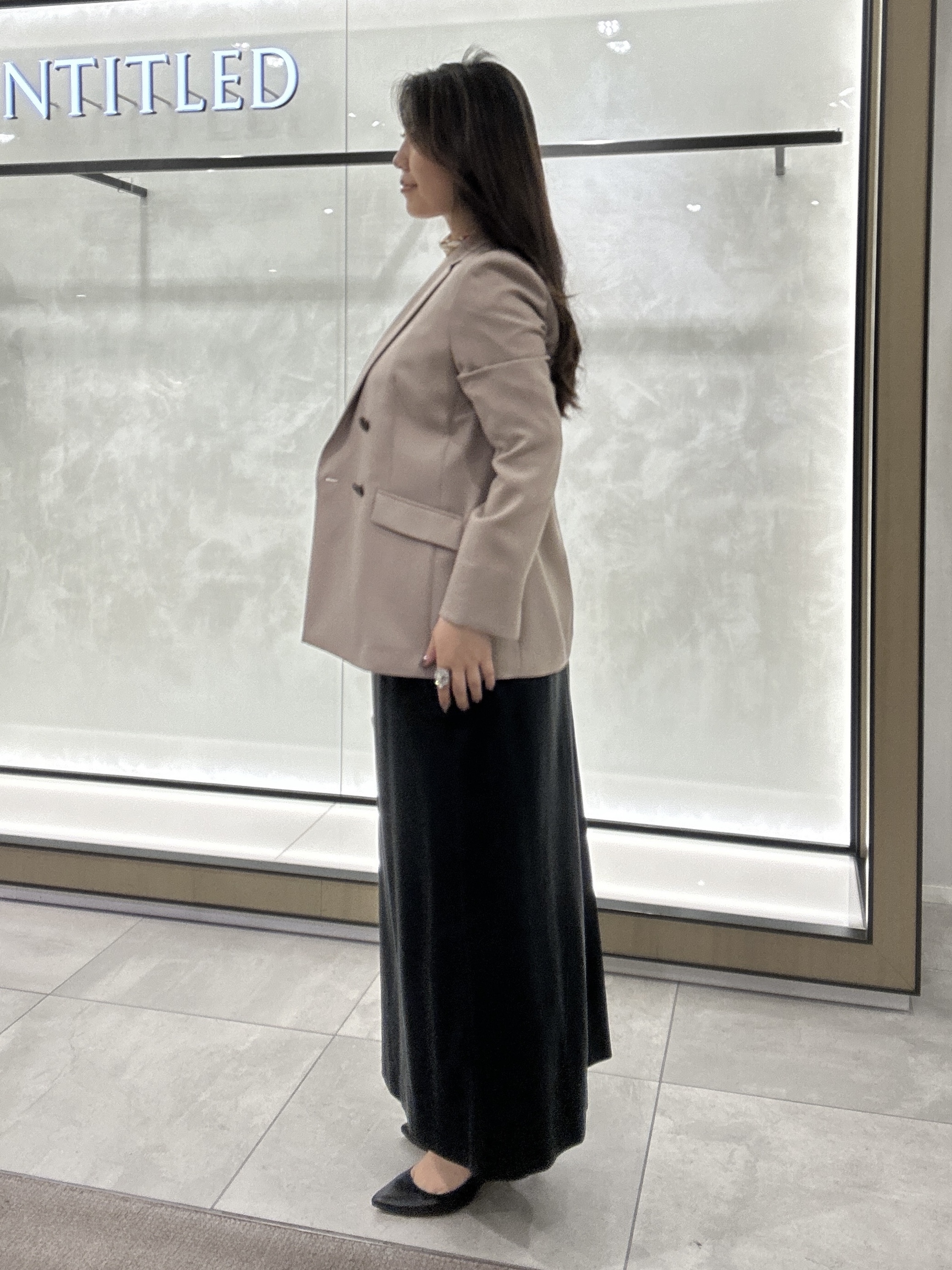 YURIさんの「UNTITLED｜【新色追加/セットアップ可】エアリー ダブルブレストジャケット」を使ったコーディネート