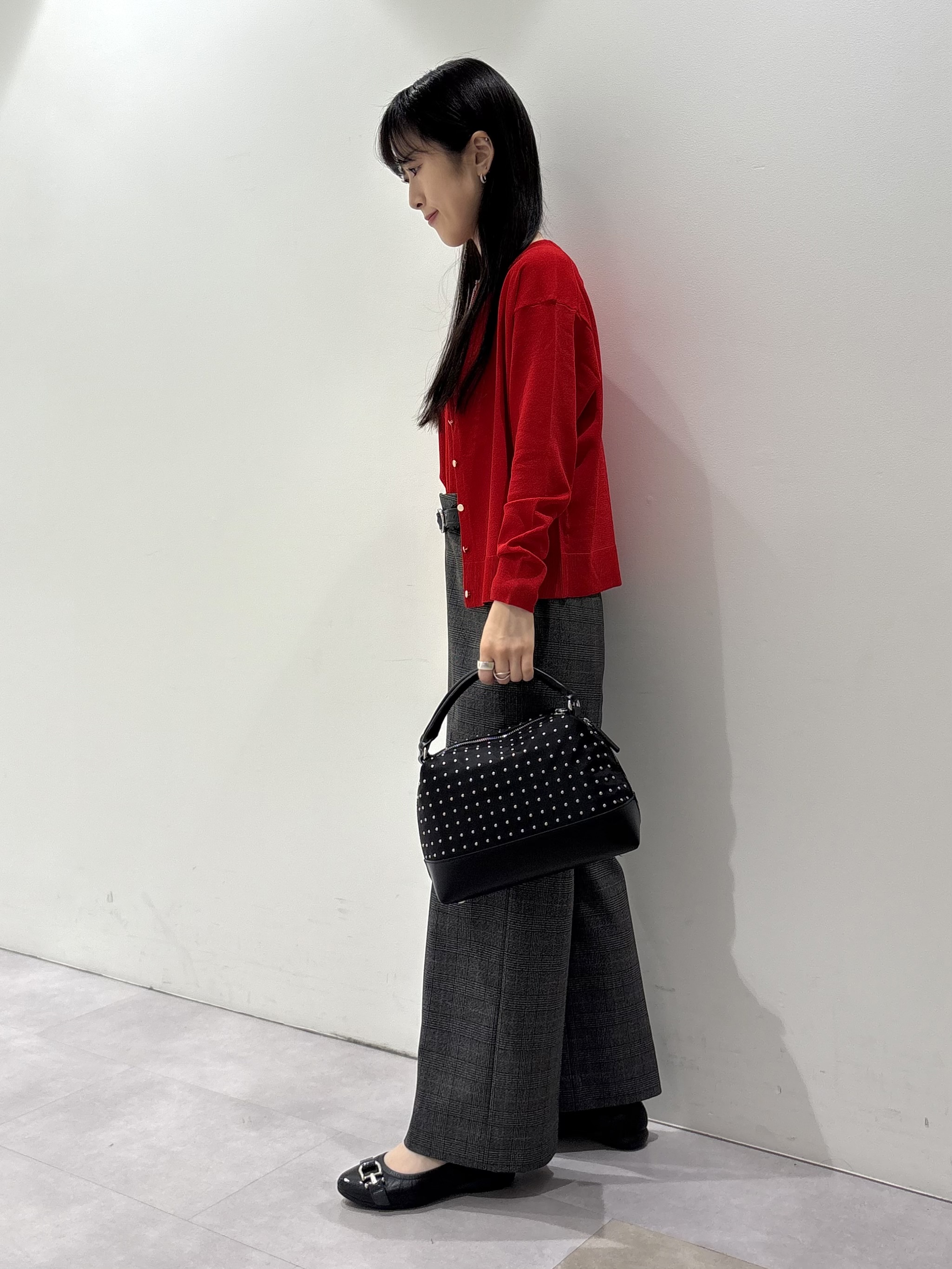 KEIKOさんの「INDIVI｜【2点セット】5分袖ニット＆カーディガン きれいめアンサンブルニット」を使ったコーディネート
