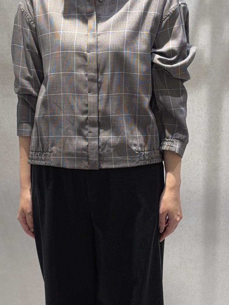 わたなべさんの「UNTITLED｜【セットアップ可/秋羽織り】メランジツイルシャツ」を使ったコーディネート