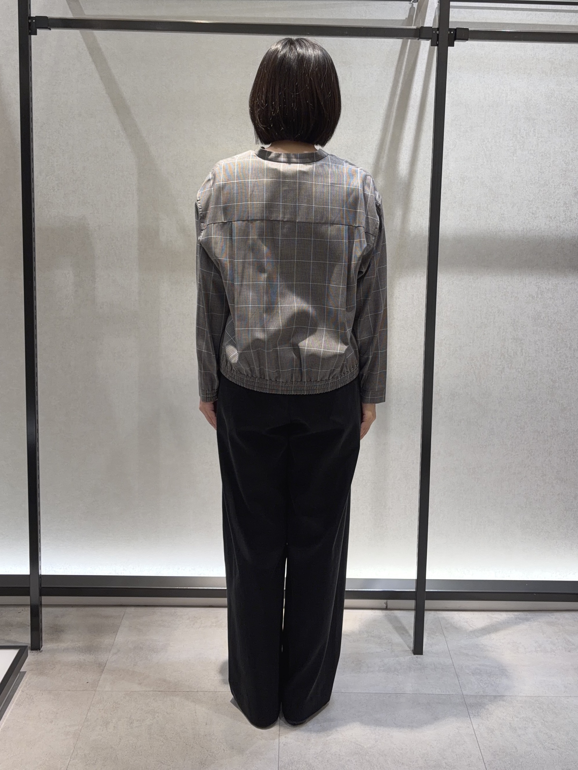 わたなべさんの「UNTITLED｜【セットアップ可/秋羽織り】メランジツイルシャツ」を使ったコーディネート
