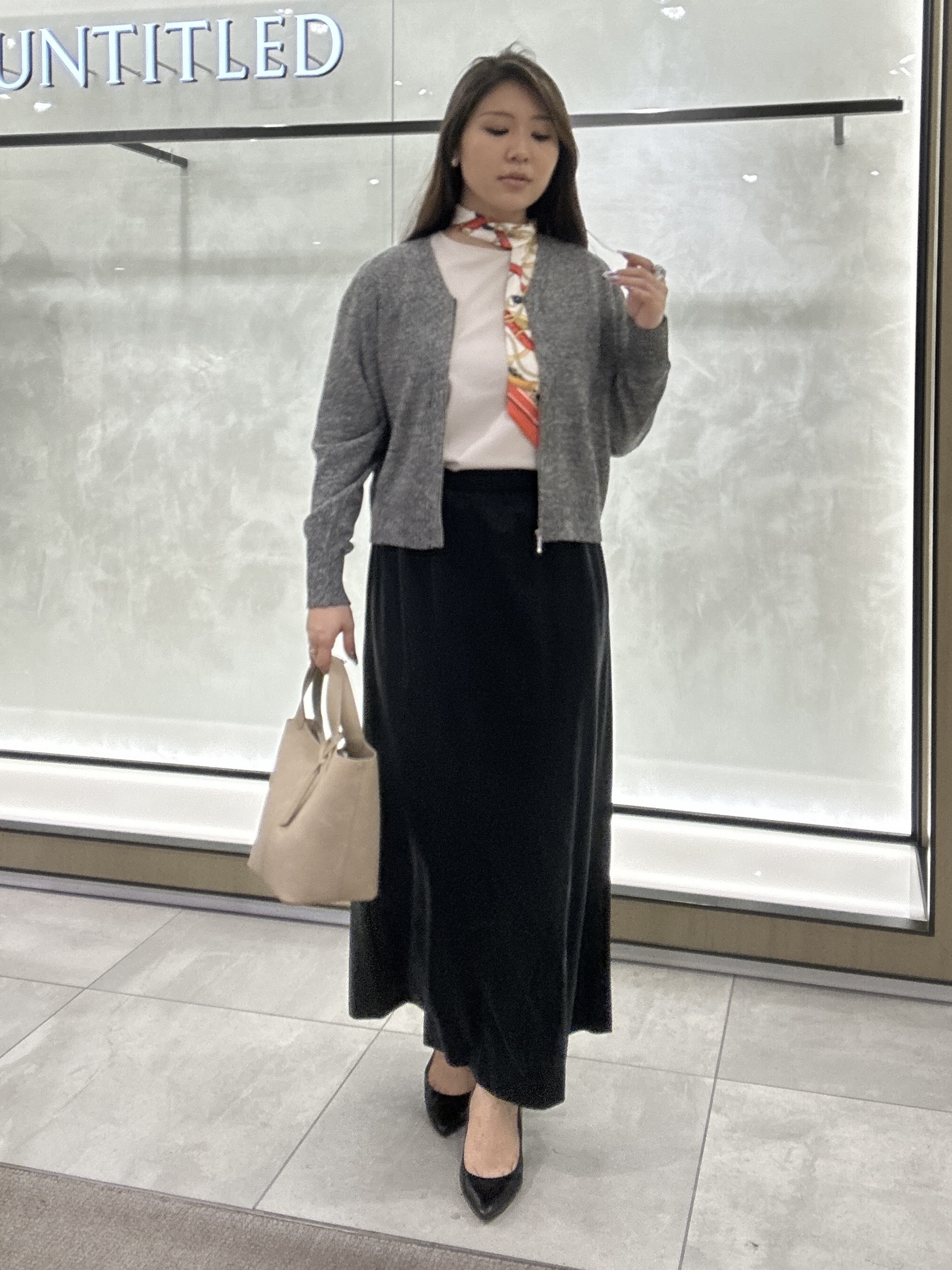 YURIさんの「UNTITLED｜【秋めきリラクシー/セットアップ可】ヴィンテージライク ロングスカート」を使ったコーディネート