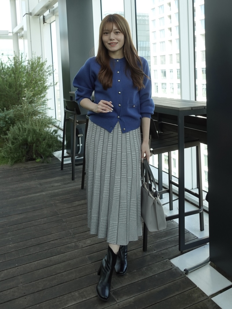 sayaさんの「SHOO･LA･RUE｜【洗濯機可/S-LL】もちもちで心地よい もちここニットカーディガン」を使ったコーディネート