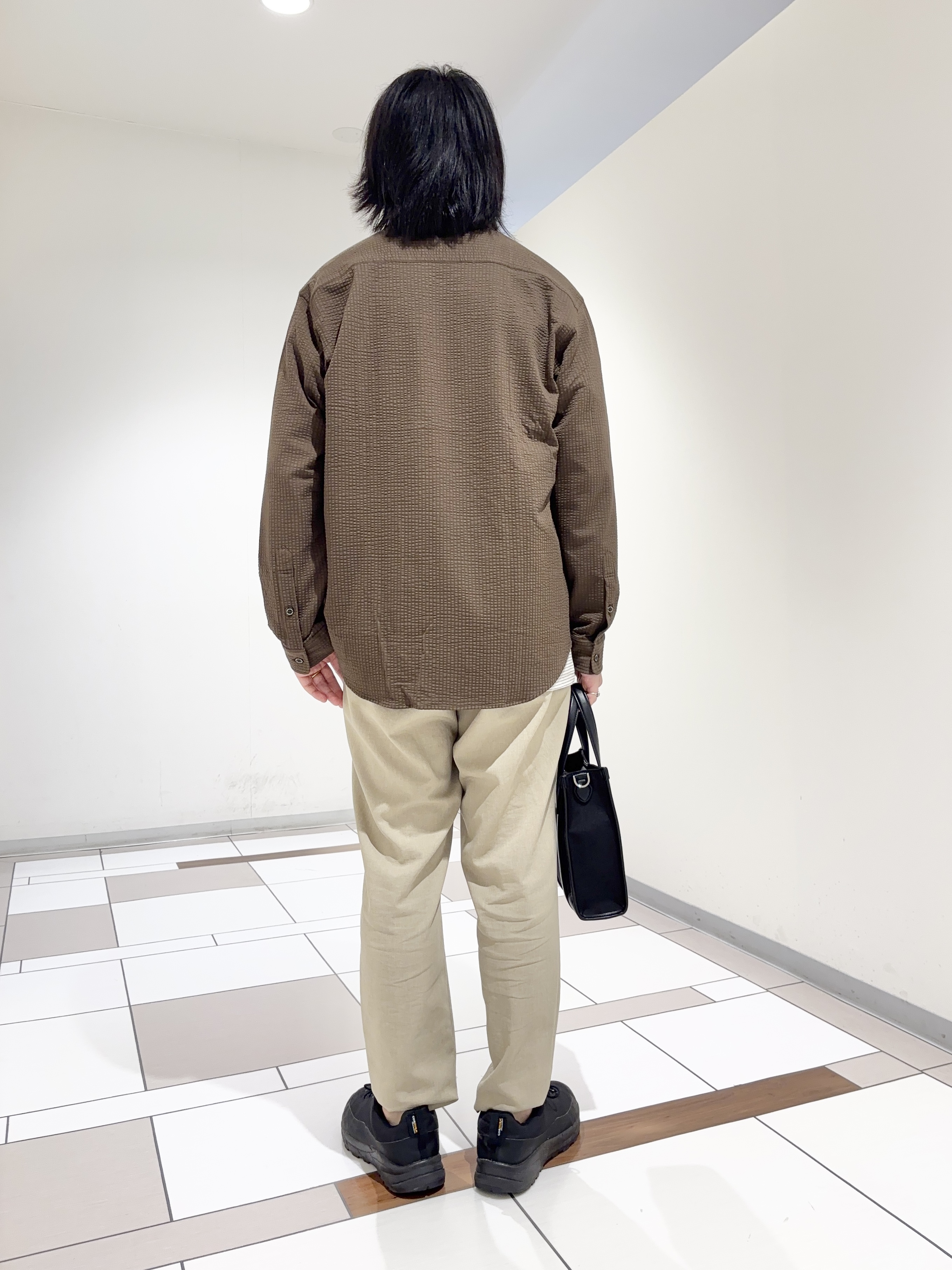 及川さんの「TAKEO KIKUCHI｜シルケット ボーダー 長袖 Tシャツ」を使ったコーディネート