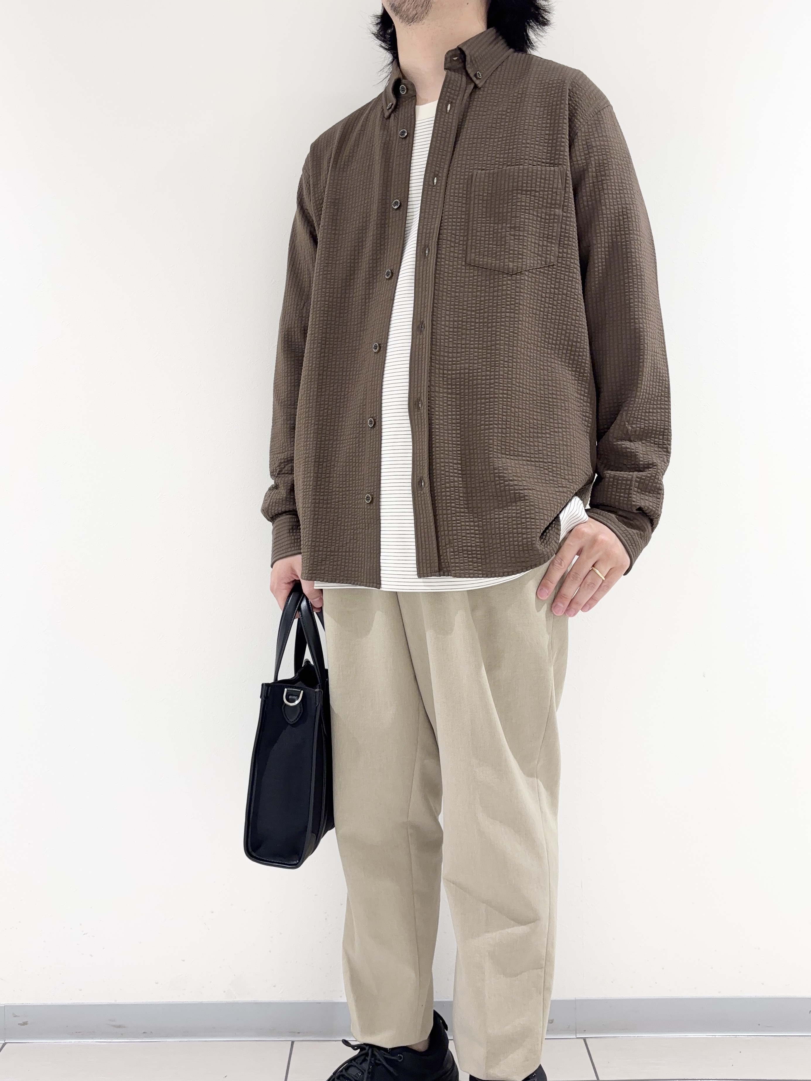 及川さんの「TAKEO KIKUCHI｜シルケット ボーダー 長袖 Tシャツ」を使ったコーディネート