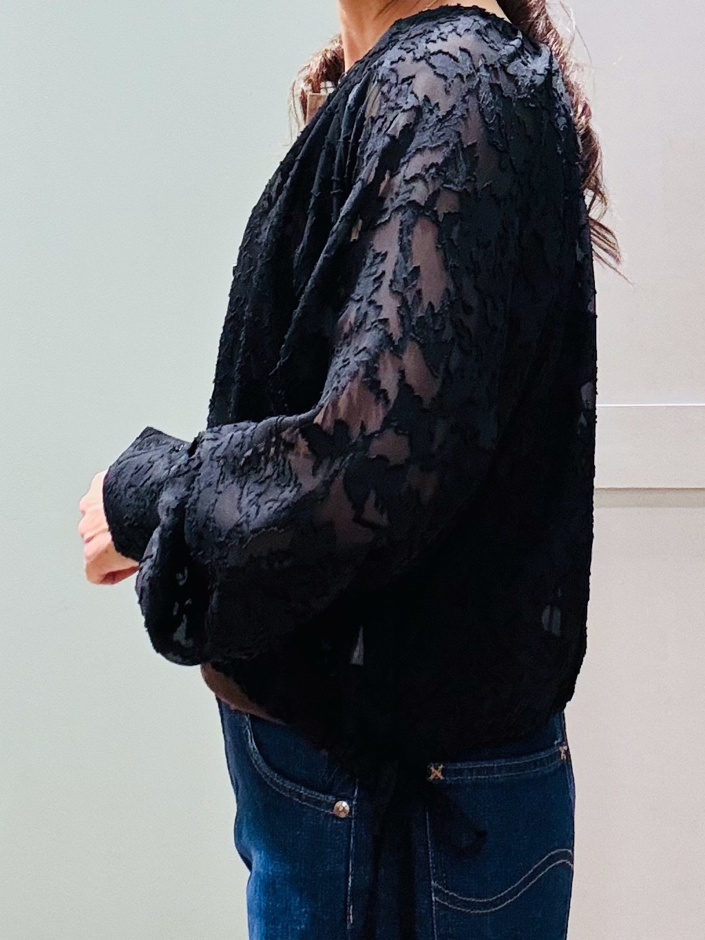 Komi☆さんの「grove｜上品に華やぐ シアージャカードブラウス」を使ったコーディネート