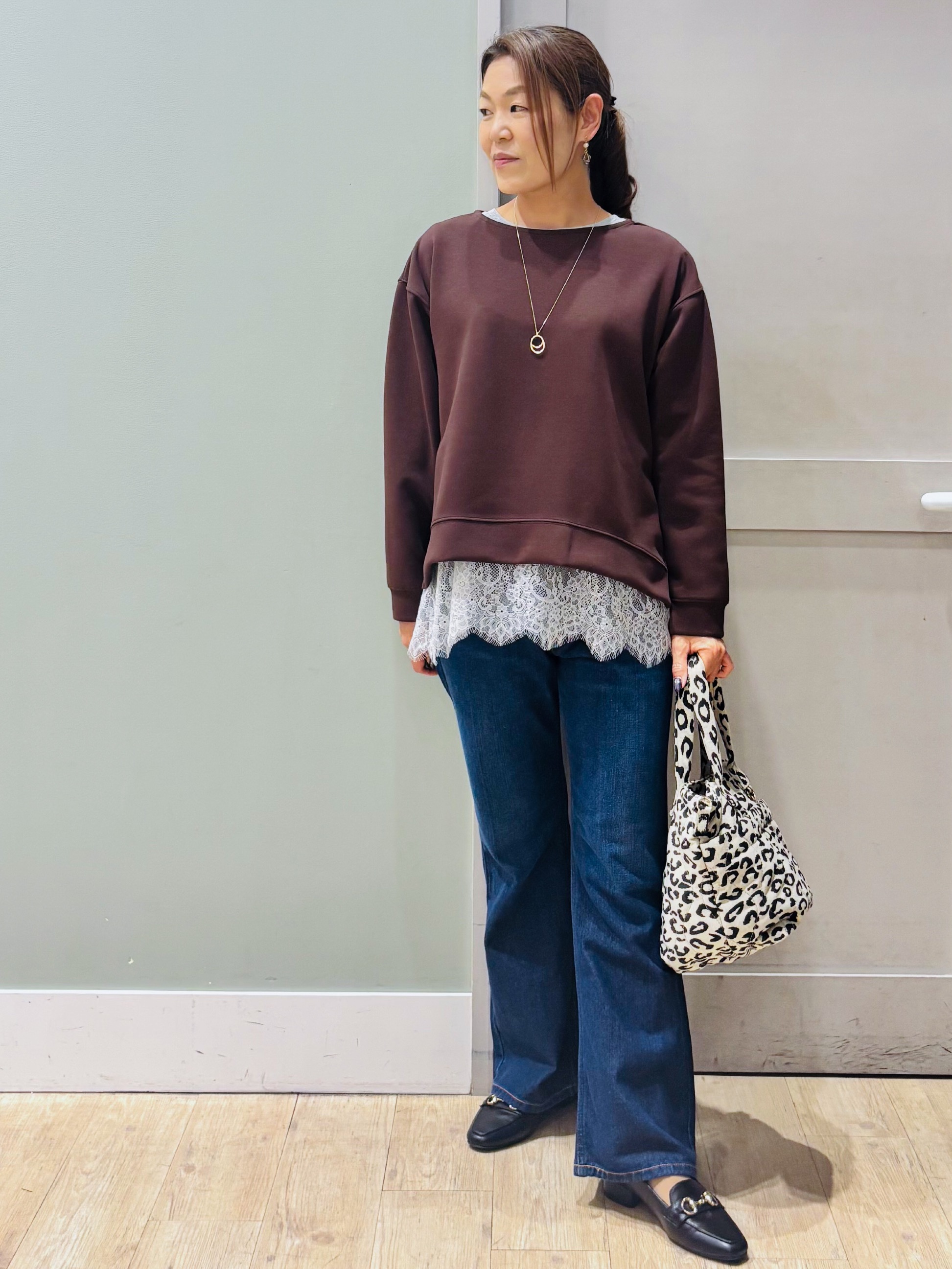 Komi☆さんの「grove｜上品に華やぐ シアージャカードブラウス」を使ったコーディネート