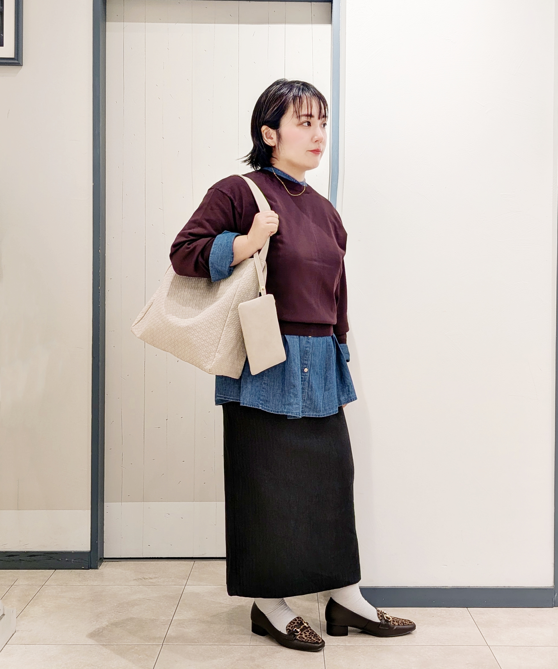 yukikaさんの「grove｜【前後2WAY】さりげなく、上品にきらめく ニットカーディガン」を使ったコーディネート